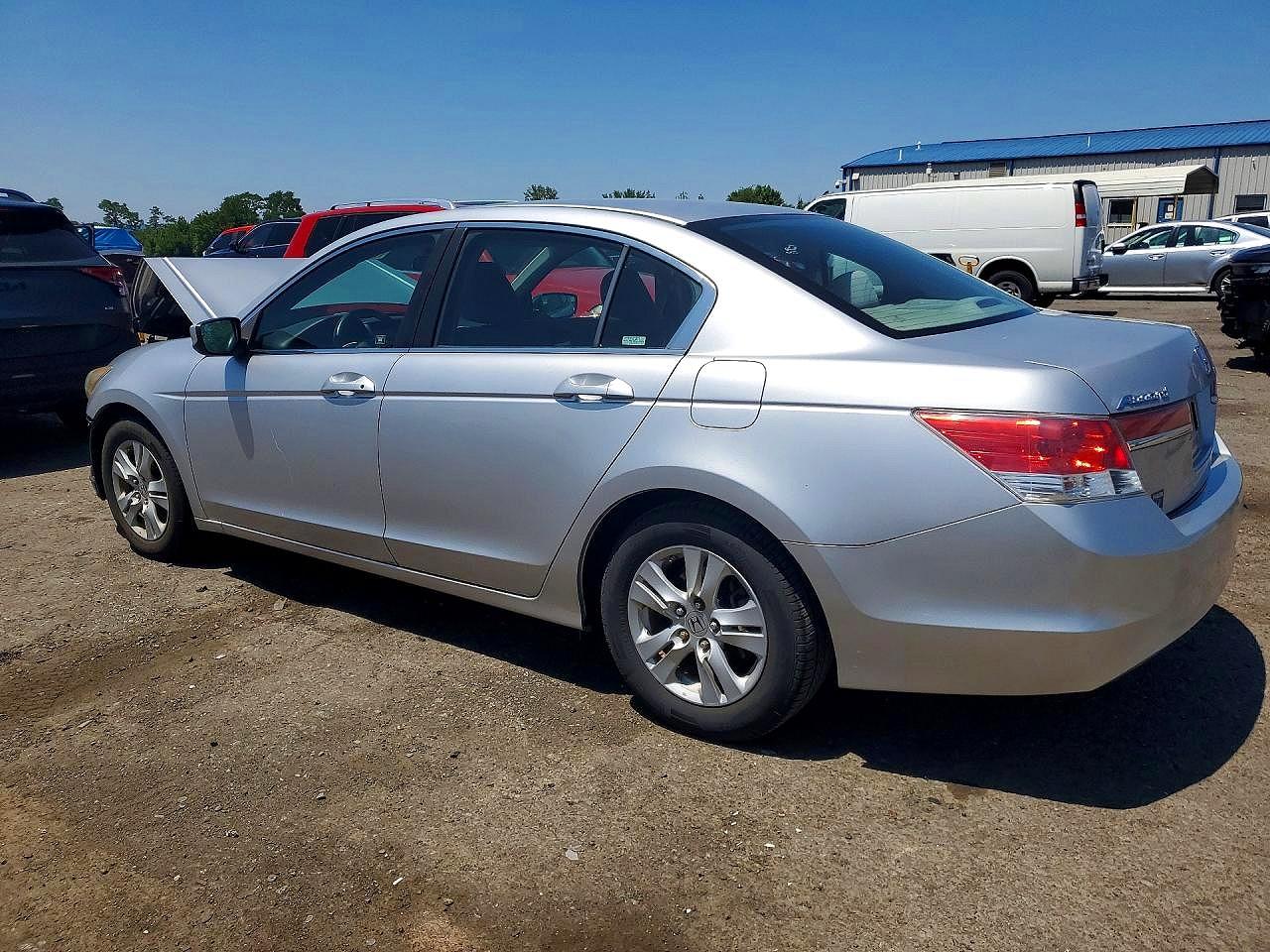 2011 Honda Accord Lxp Серебряный vin: 1HGCP2F42BA025284
