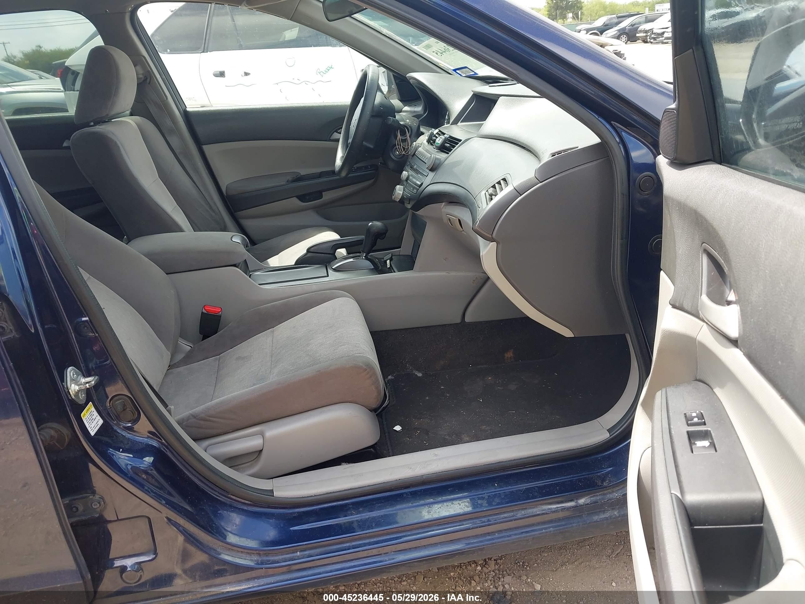 2010 Honda Accord 2.4 Lx-p Dark Blue vin: 1HGCP2F43AA039449