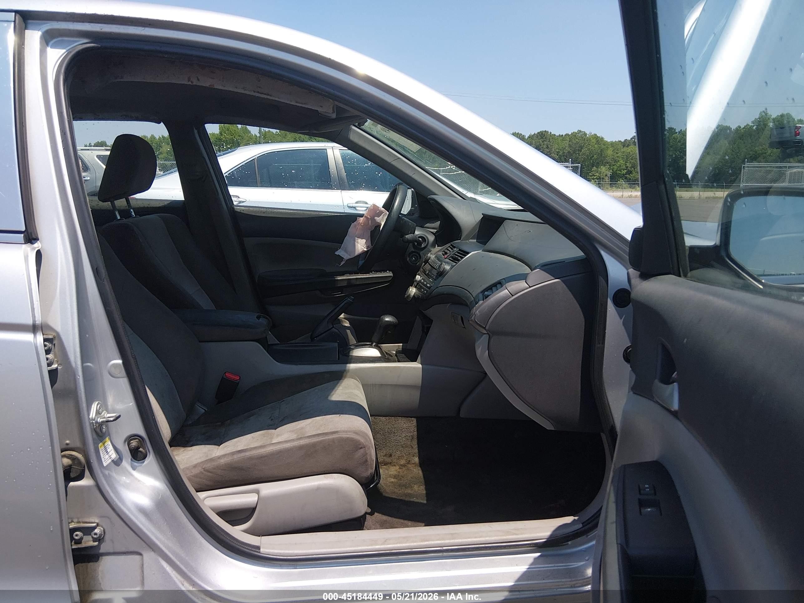 2010 Honda Accord 2.4 Lx-p Silver vin: 1HGCP2F43AA040438