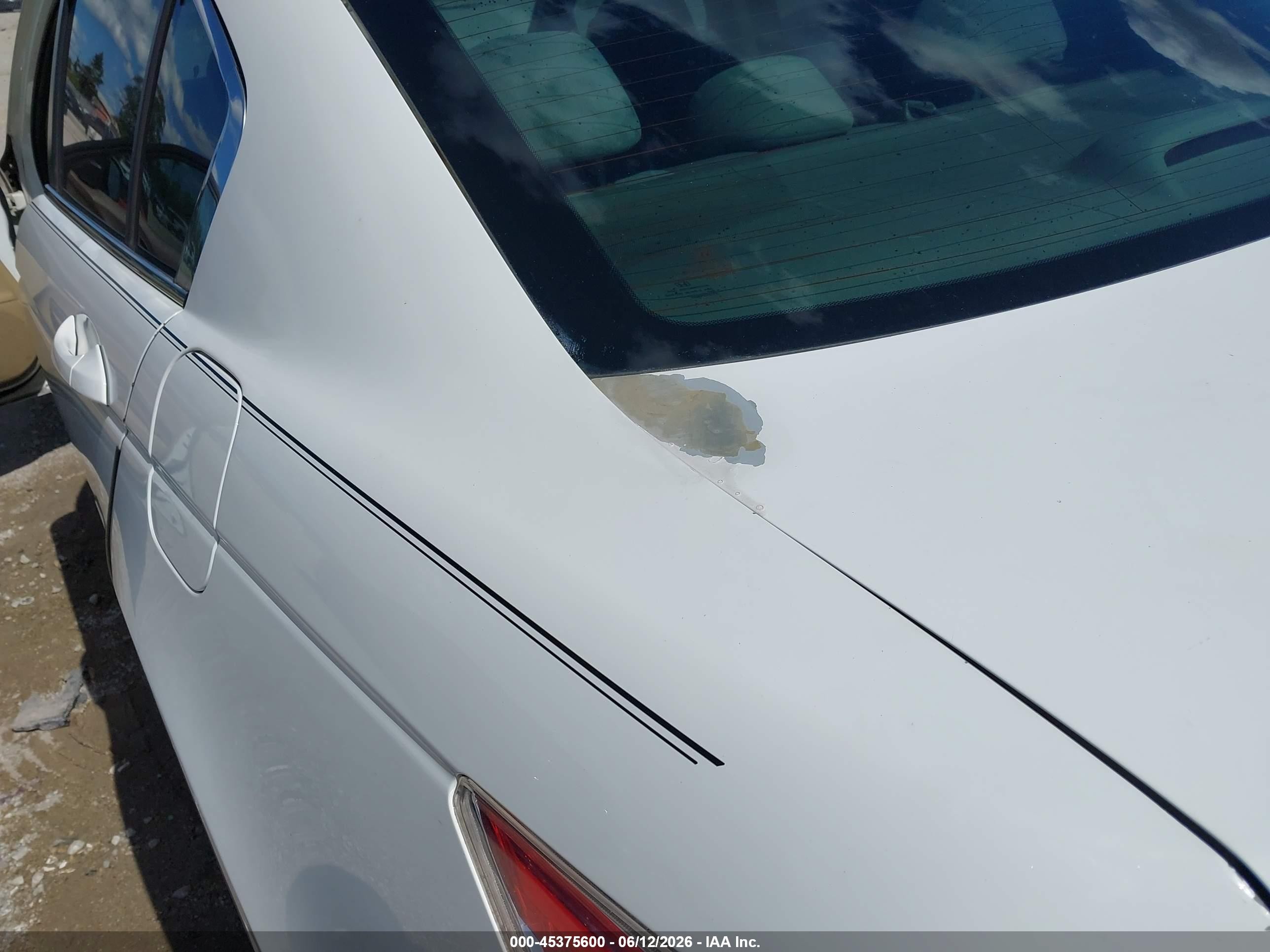 2010 Honda Accord 2.4 Lx-p White vin: 1HGCP2F43AA061970
