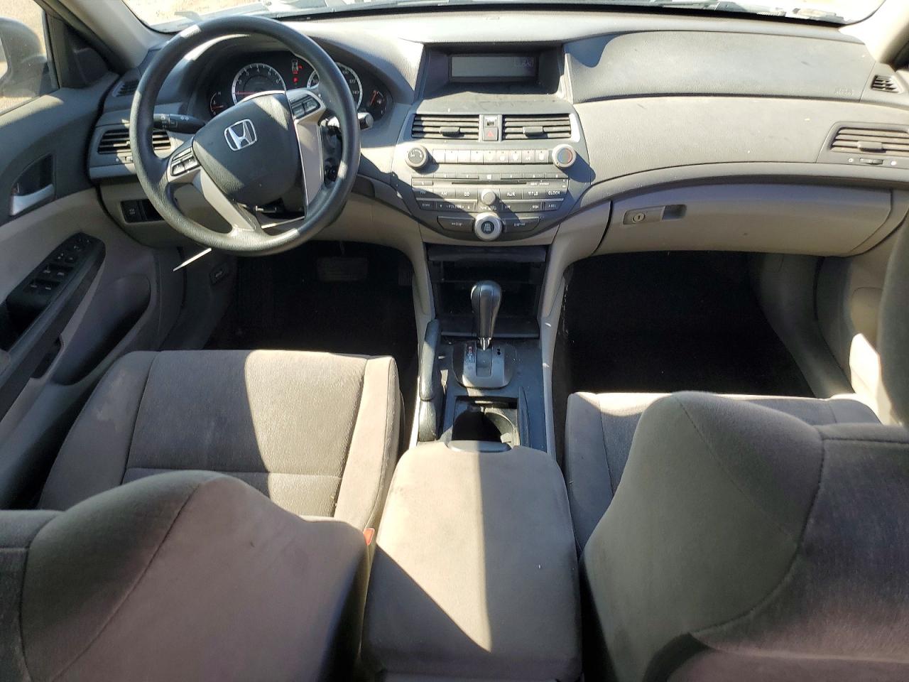 2010 Honda Accord Lxp Silver vin: 1HGCP2F43AA070829