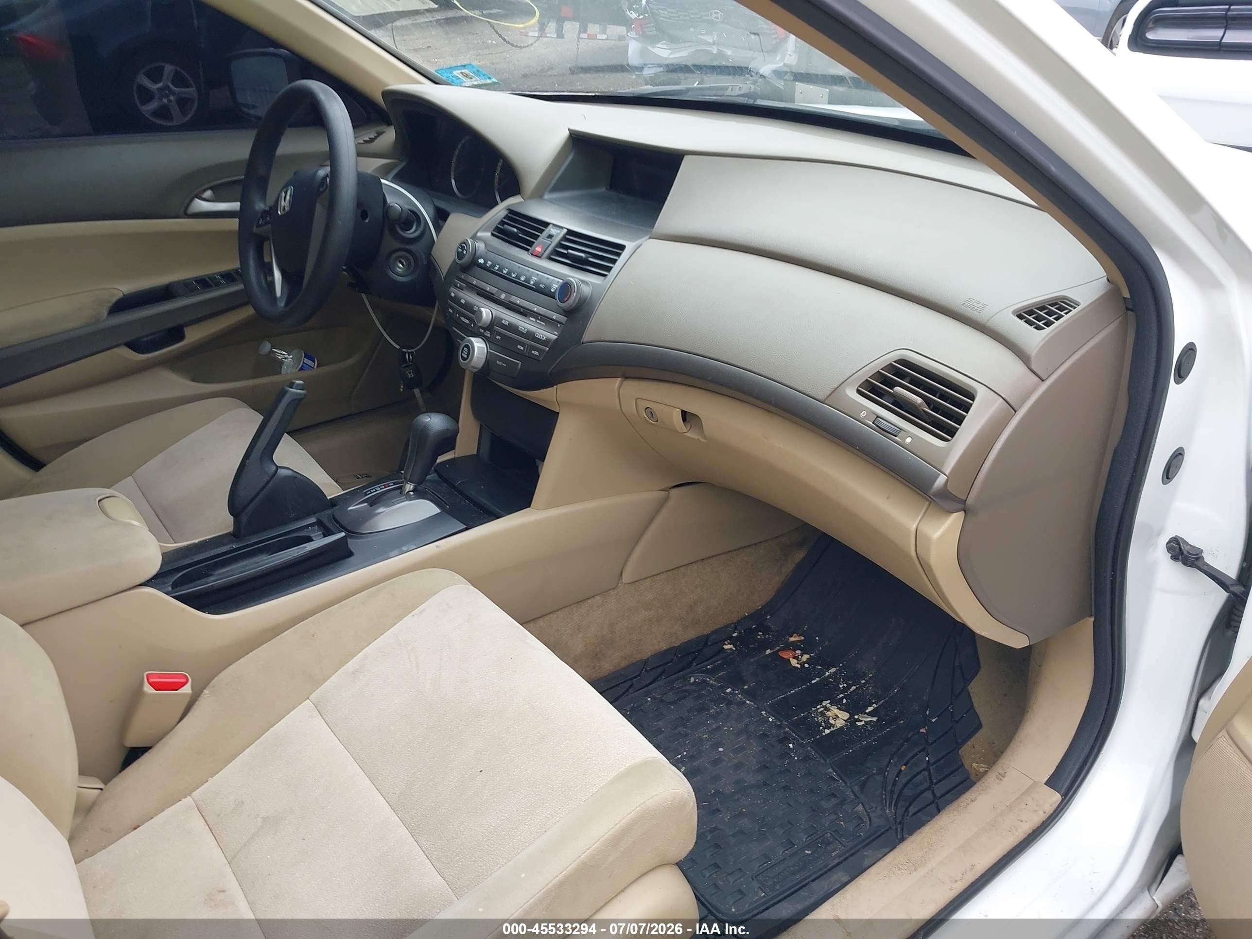2010 Honda Accord 2.4 Lx-p White vin: 1HGCP2F43AA137493