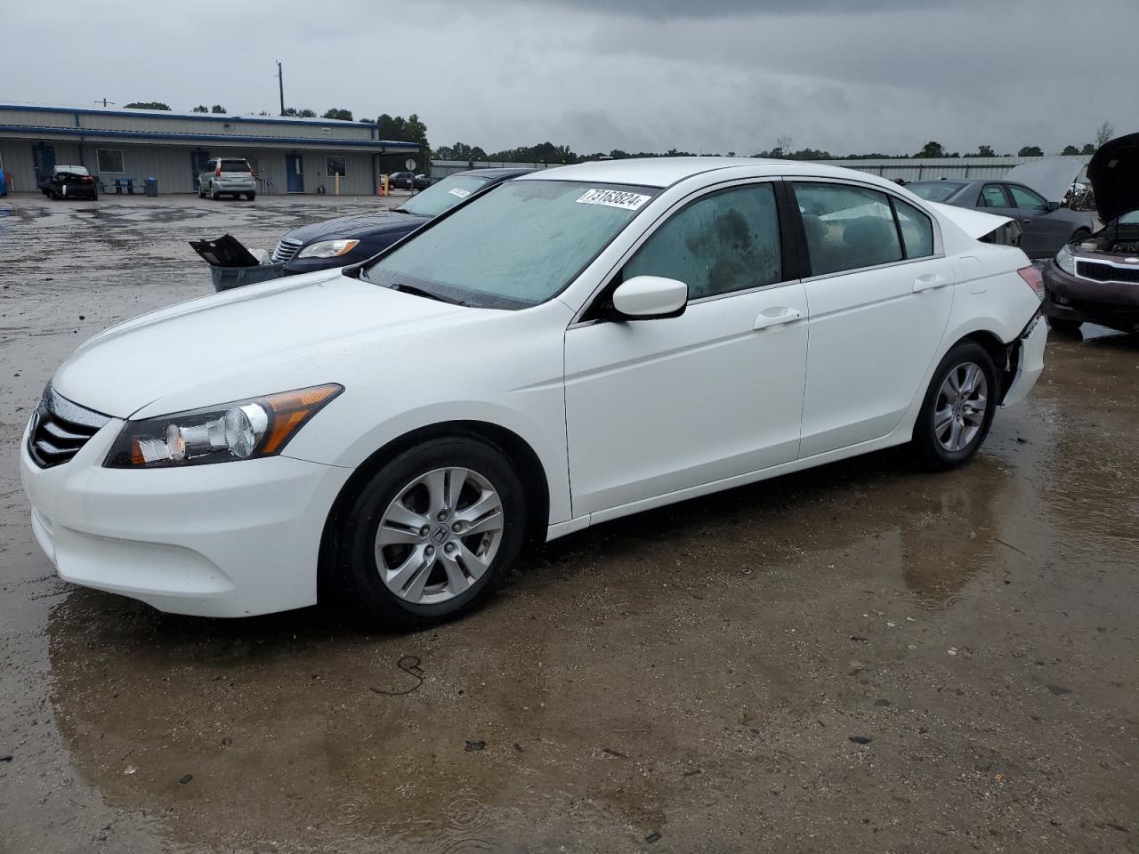 2012 Honda Accord White vin: 1HGCP2F43CA208548