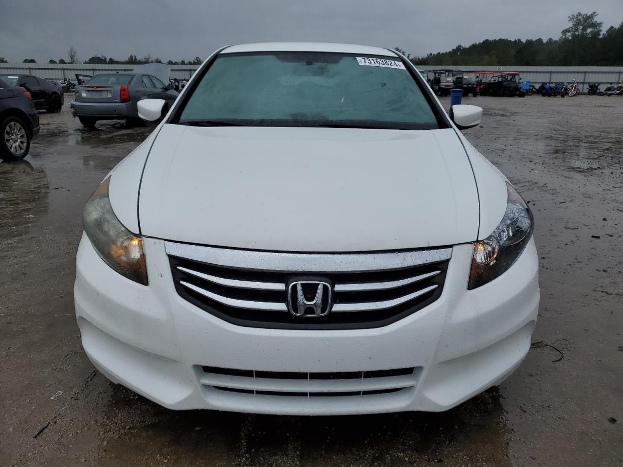 2012 Honda Accord White vin: 1HGCP2F43CA208548