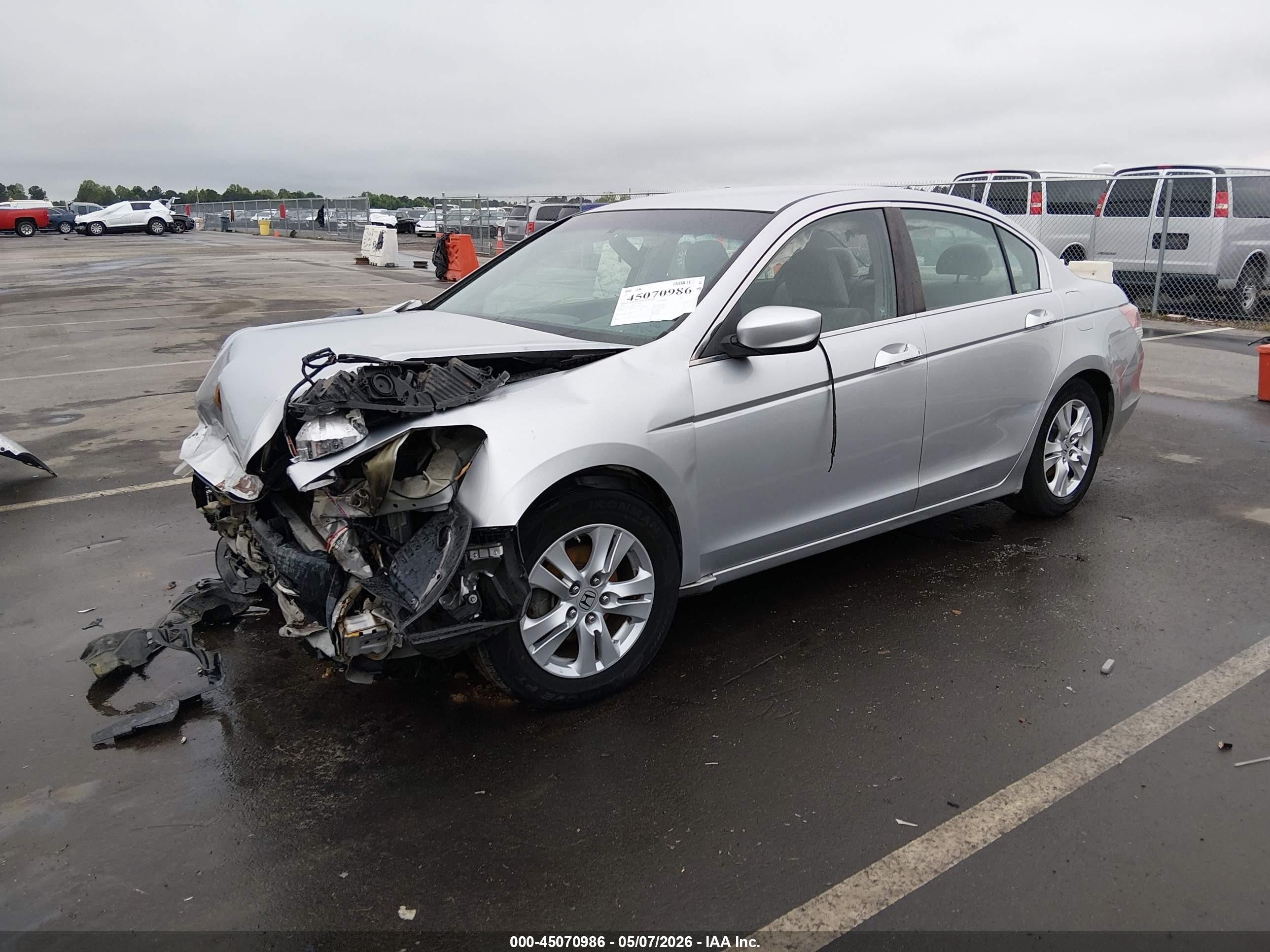 2010 Honda Accord 2.4 Lx-p Silver vin: 1HGCP2F44AA056552
