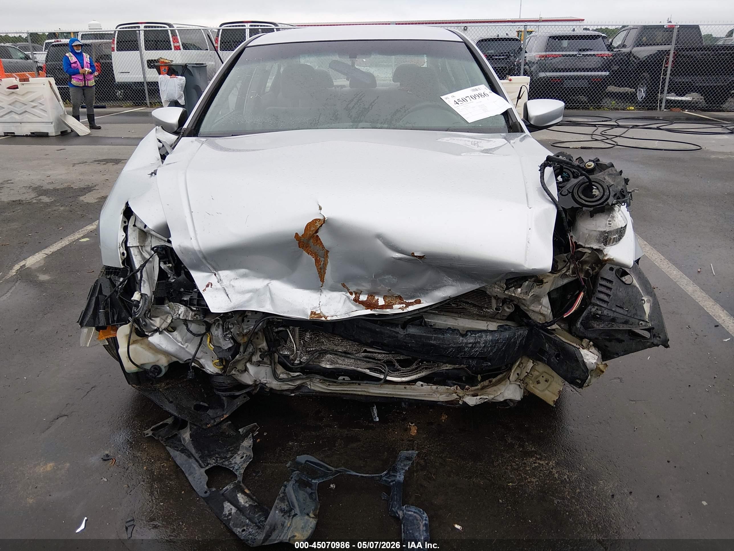 2010 Honda Accord 2.4 Lx-p Silver vin: 1HGCP2F44AA056552