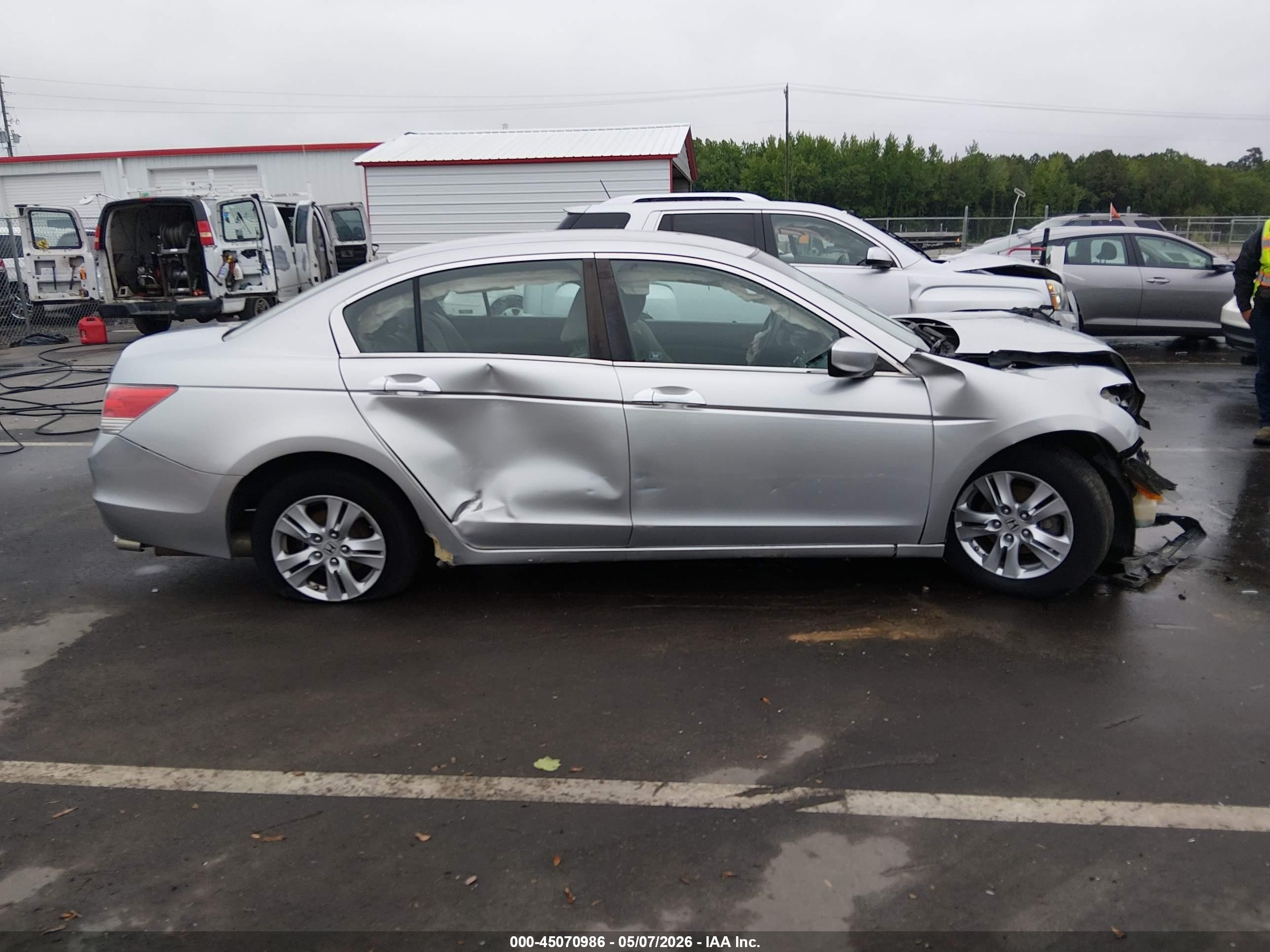 2010 Honda Accord 2.4 Lx-p Silver vin: 1HGCP2F44AA056552