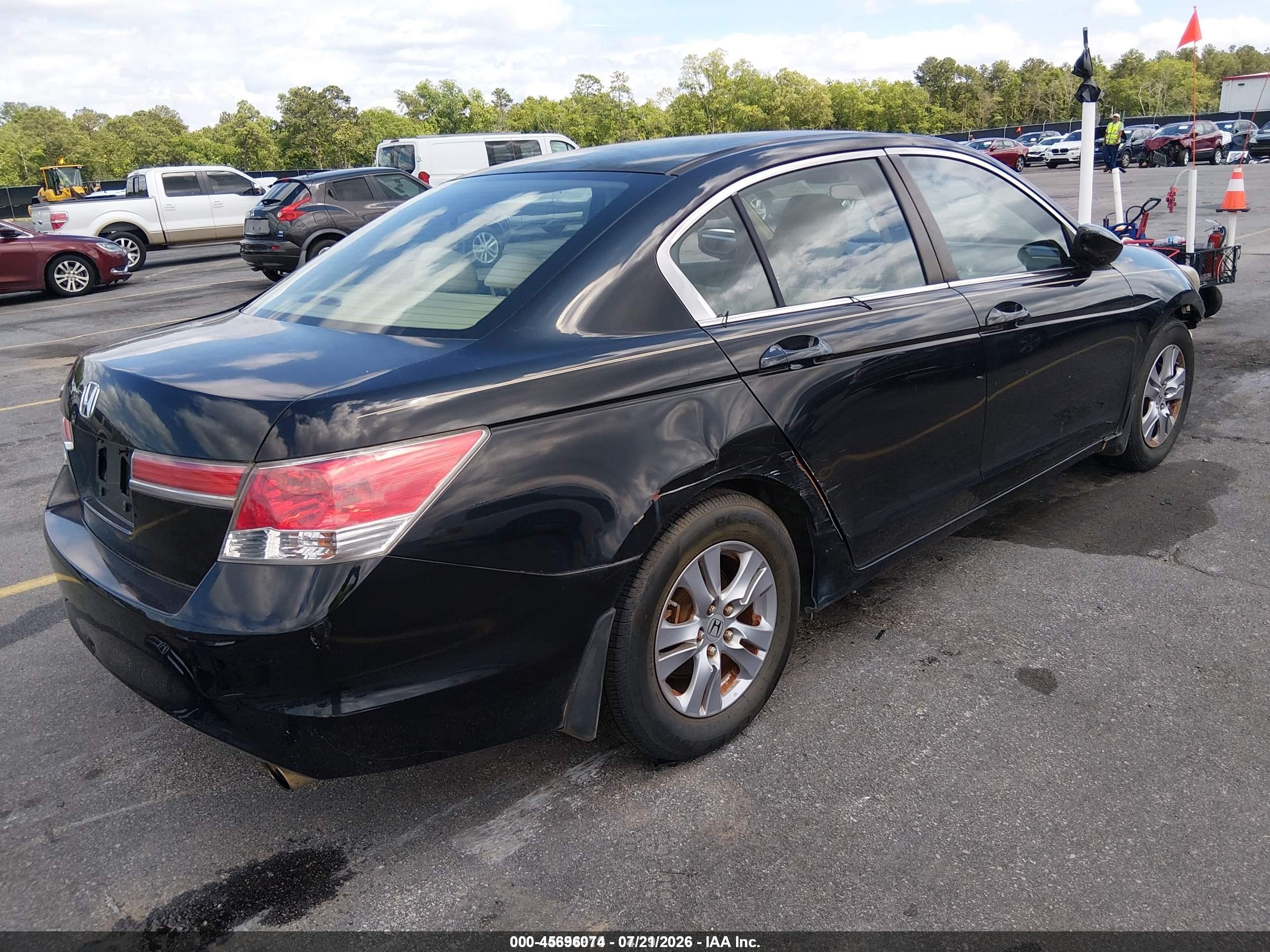 2011 Honda Accord 2.4 Lx-p Brown vin: 1HGCP2F44BA142851