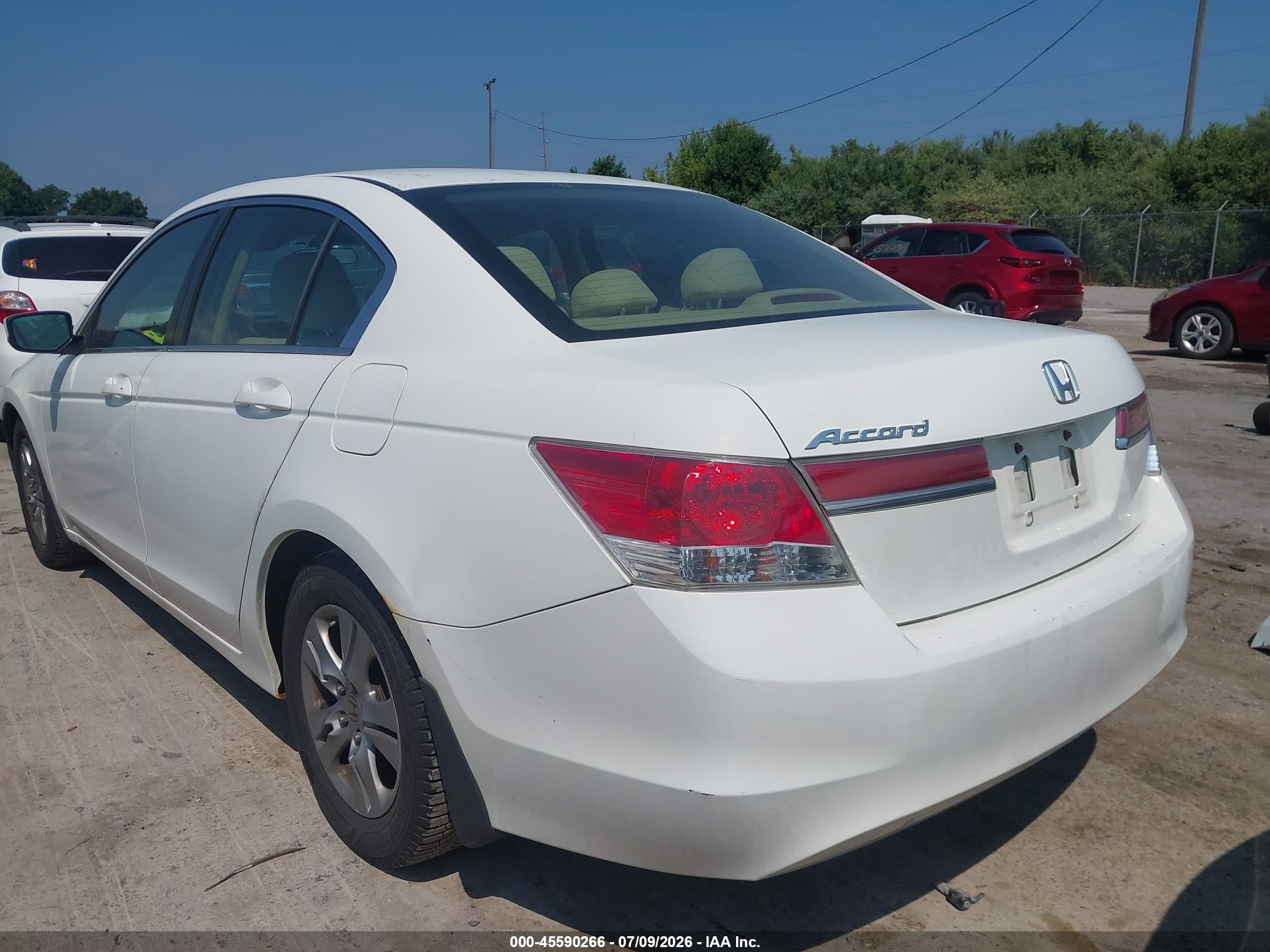 2012 Honda Accord 2.4 Lx-p White vin: 1HGCP2F44CA009217