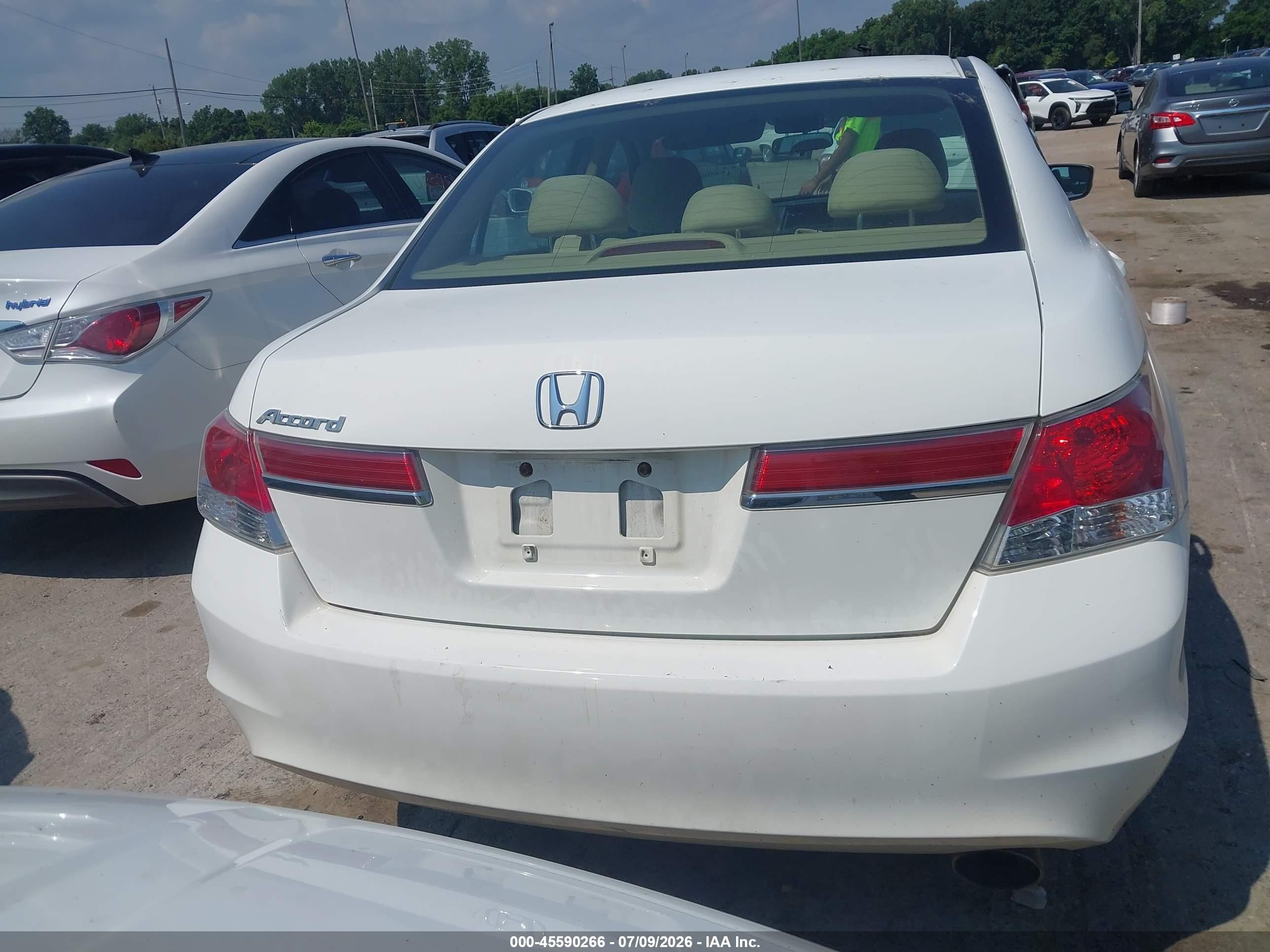 2012 Honda Accord 2.4 Lx-p White vin: 1HGCP2F44CA009217