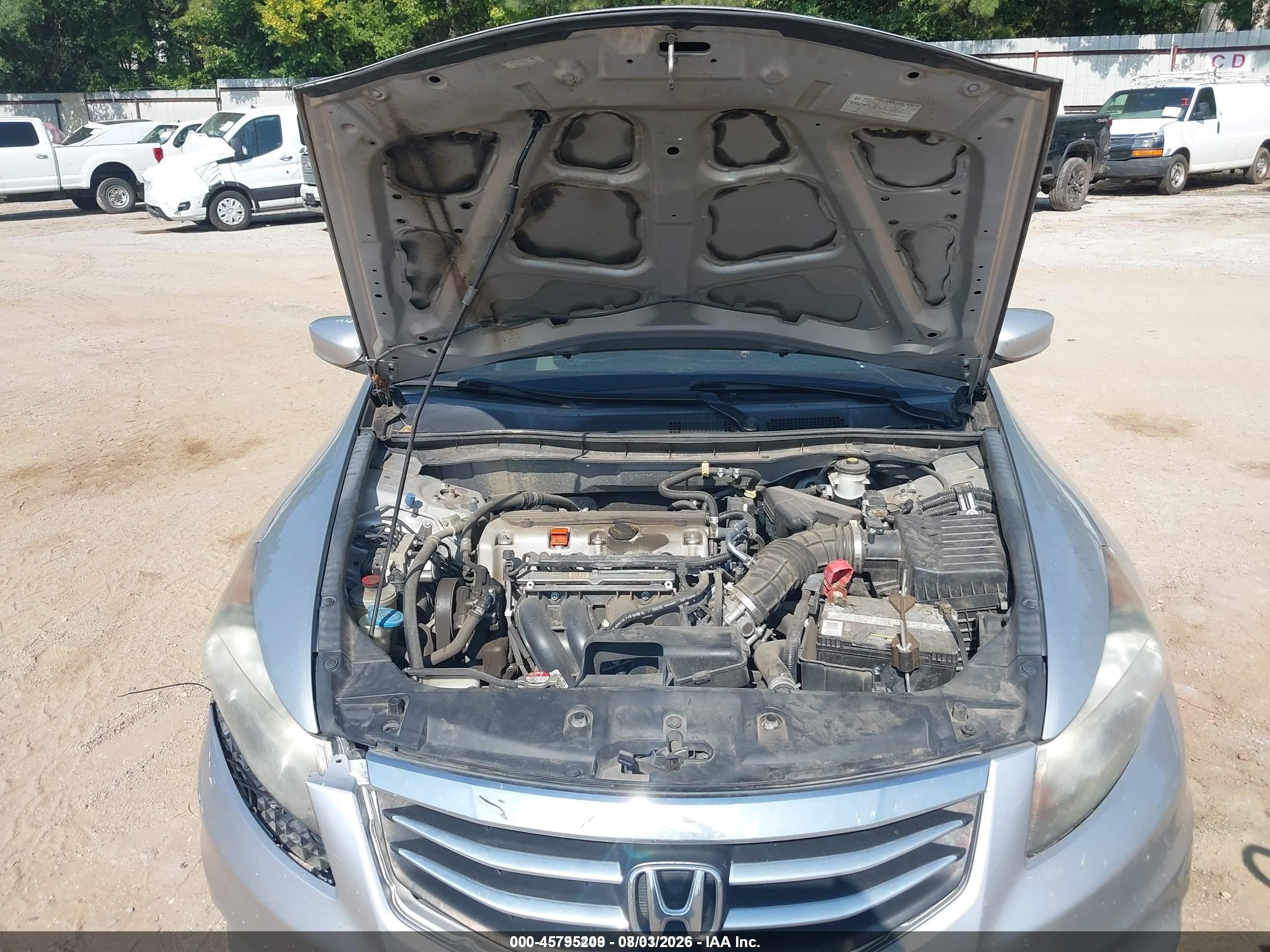 2012 Honda Accord 2.4 Lx-p Серебряный vin: 1HGCP2F44CA157559