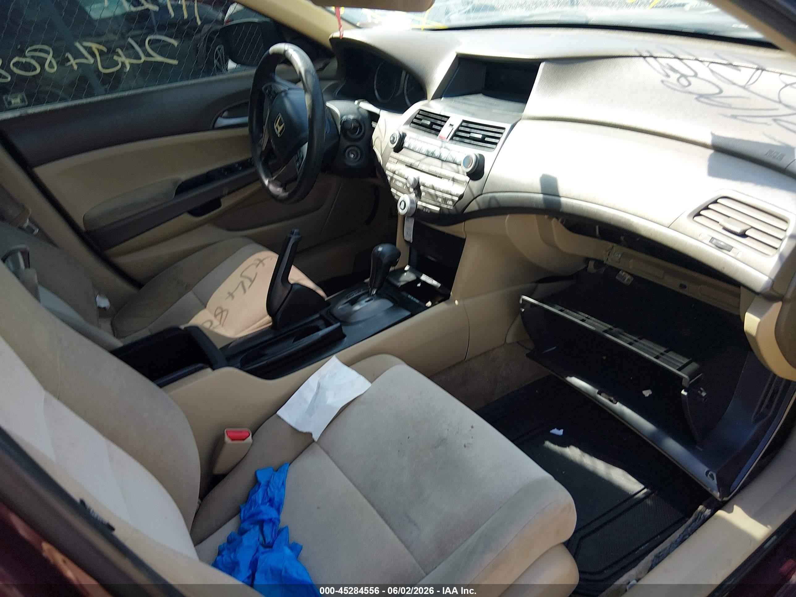 2010 Honda Accord 2.4 Lx-p Maroon vin: 1HGCP2F45AA075613