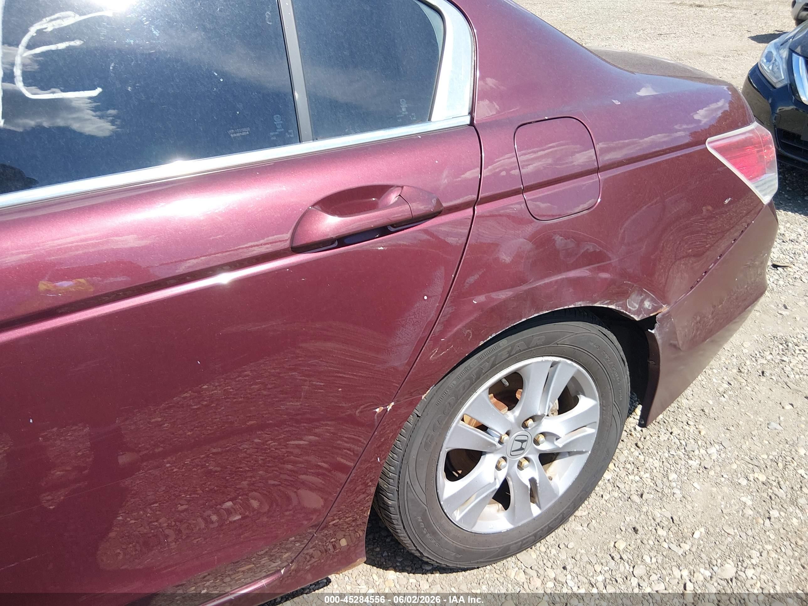 2010 Honda Accord 2.4 Lx-p Maroon vin: 1HGCP2F45AA075613
