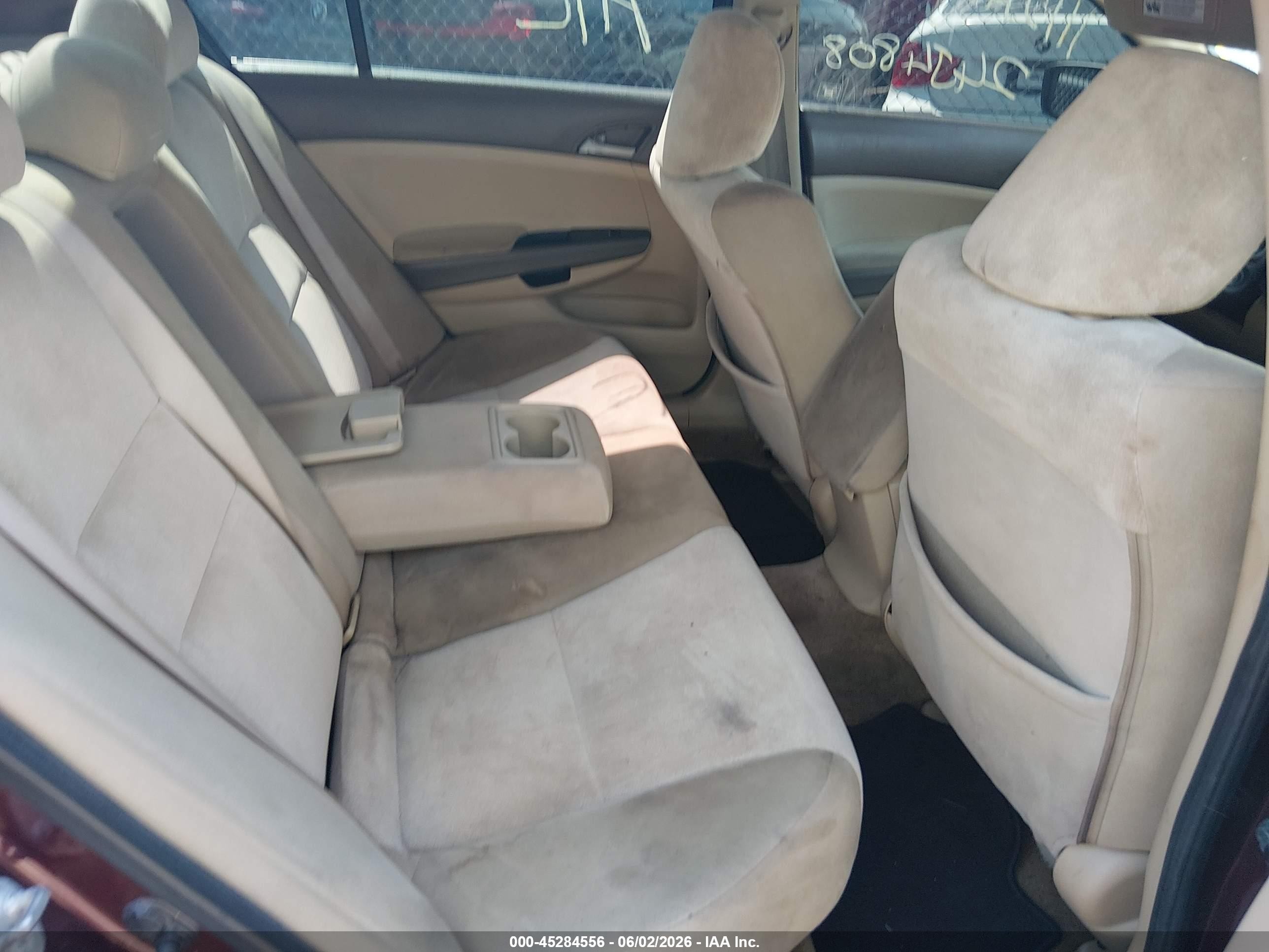 2010 Honda Accord 2.4 Lx-p Maroon vin: 1HGCP2F45AA075613