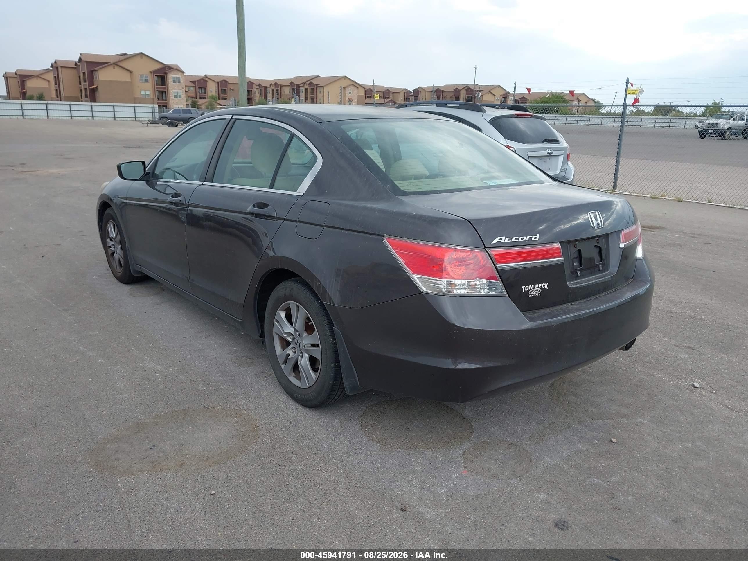 2011 Honda Accord 2.4 Lx-p Brown vin: 1HGCP2F45BA100639