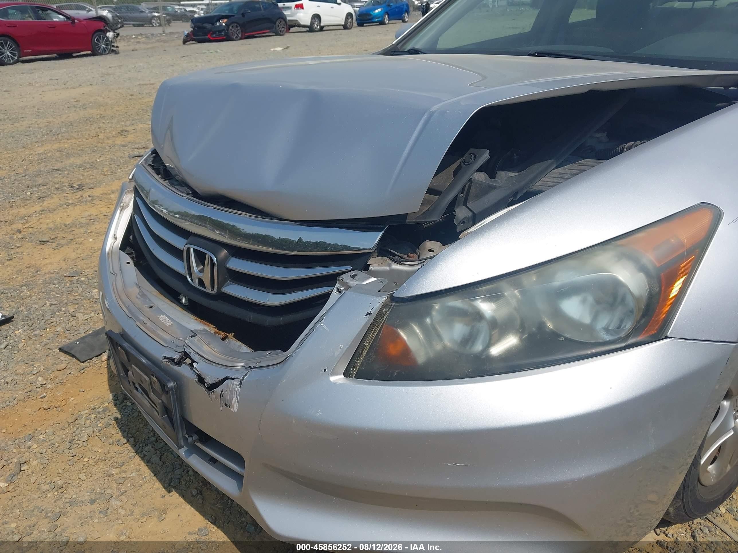 2011 Honda Accord 2.4 Lx-p Silver vin: 1HGCP2F45BA108370