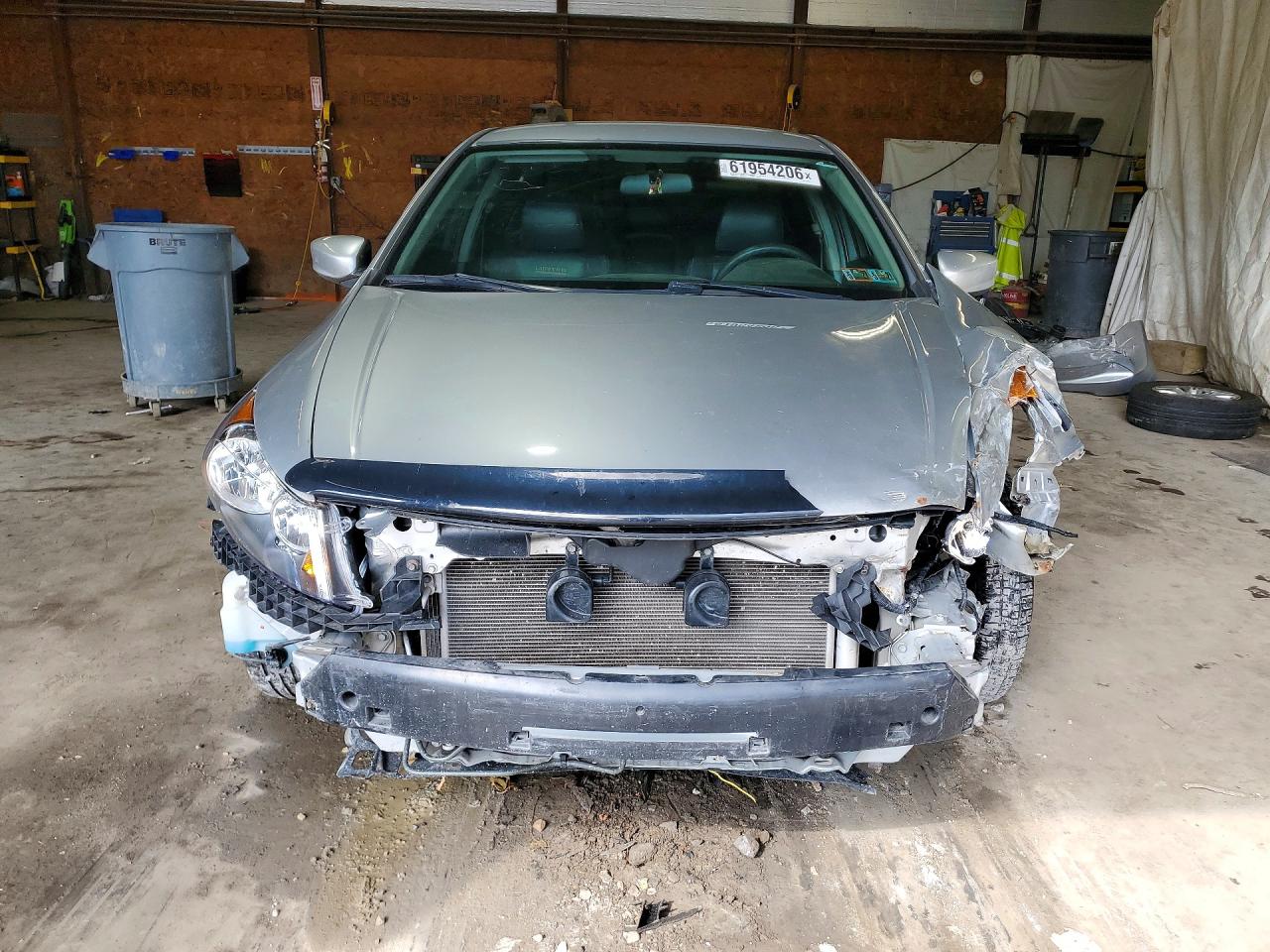 2010 Honda Accord Lxp Серебряный vin: 1HGCP2F46AA011502