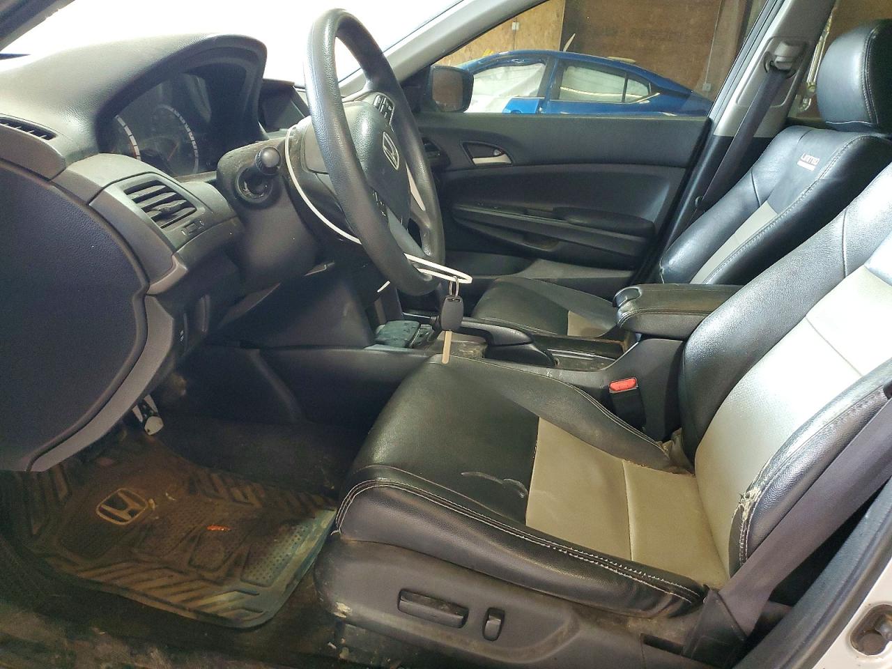 2010 Honda Accord Lxp Серебряный vin: 1HGCP2F46AA011502