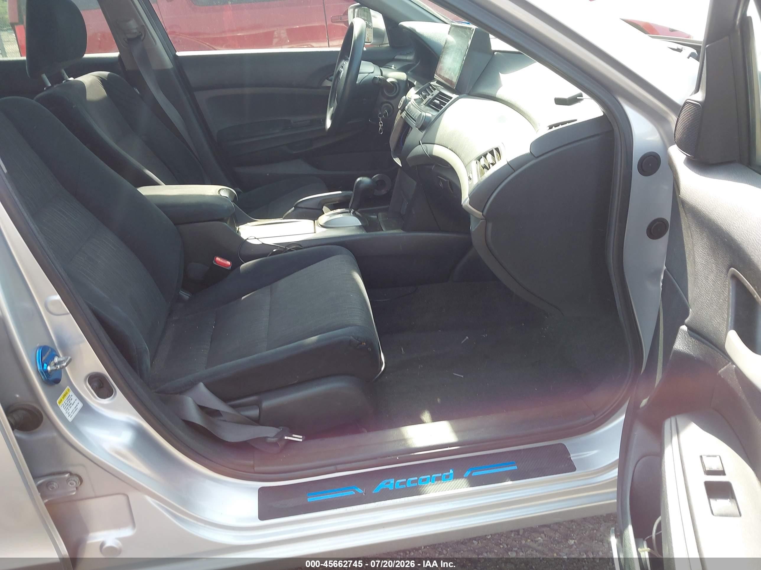 2011 Honda Accord 2.4 Lx-p Silver vin: 1HGCP2F46BA035414