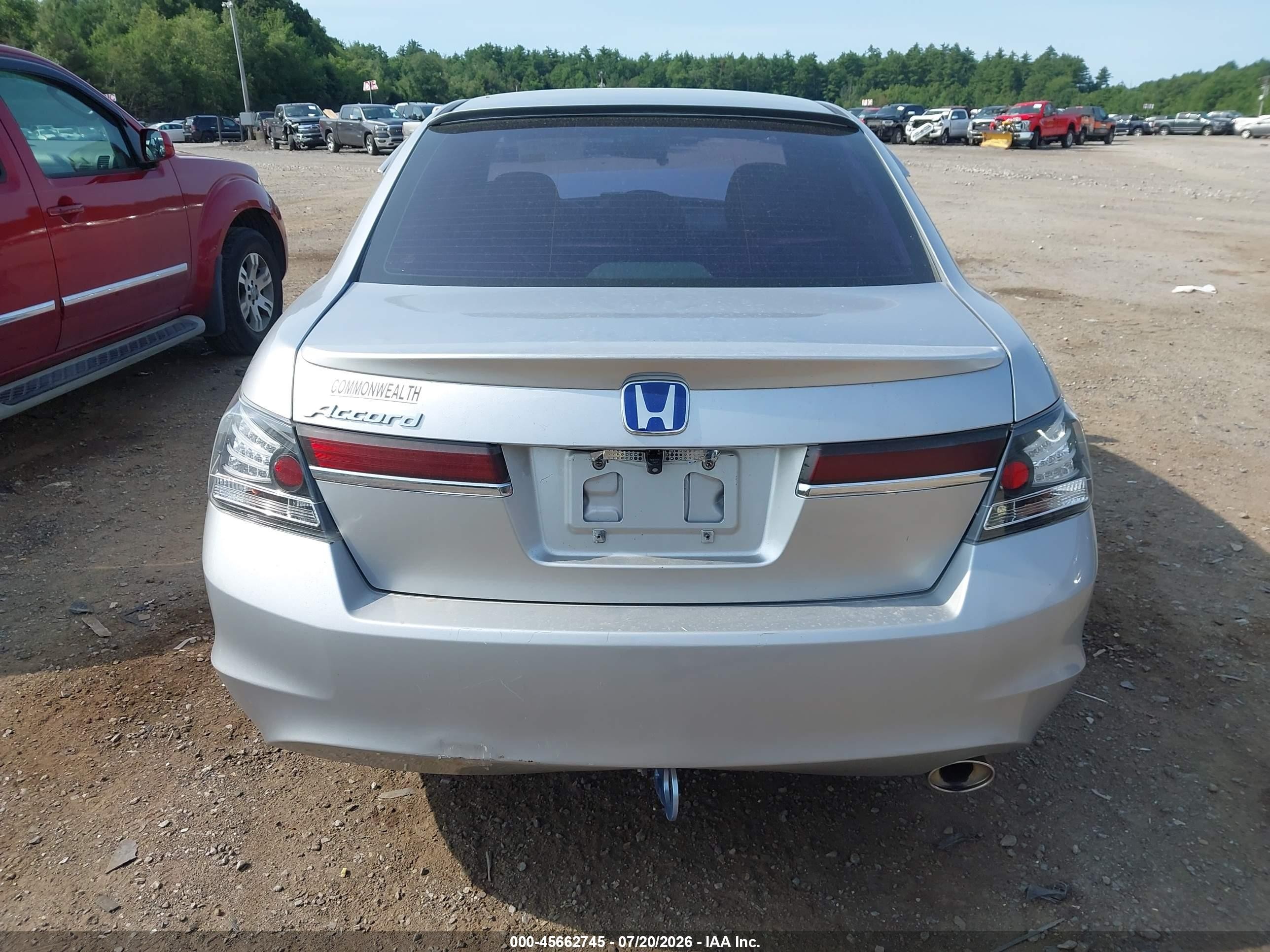 2011 Honda Accord 2.4 Lx-p Silver vin: 1HGCP2F46BA035414