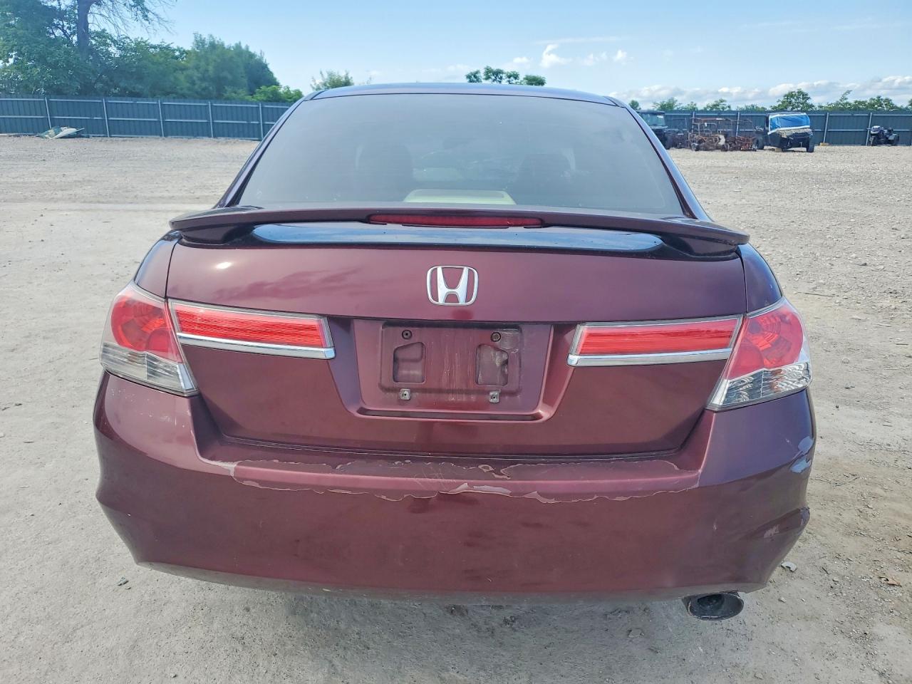 2011 Honda Accord Lxp Maroon vin: 1HGCP2F46BA057073