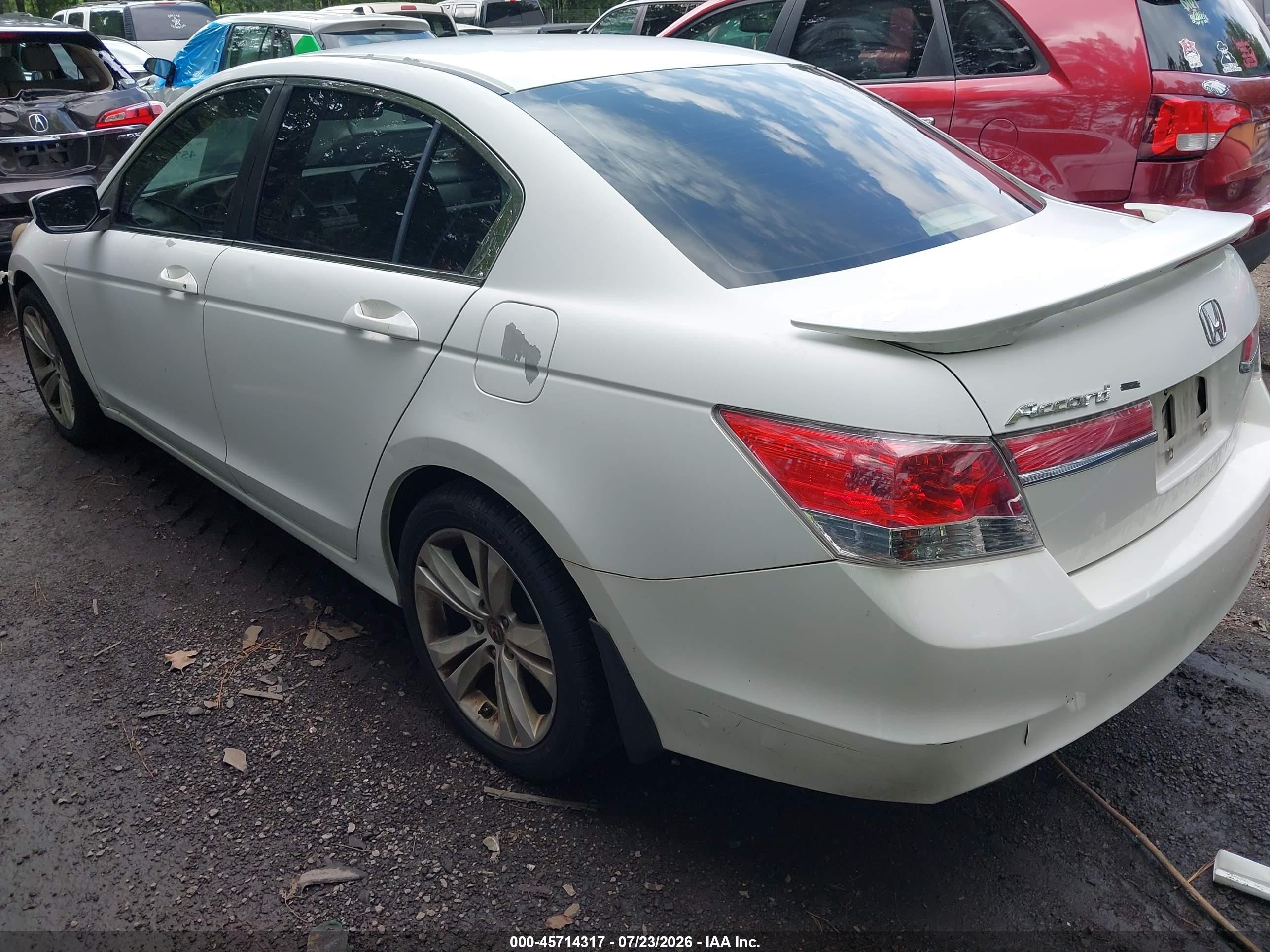 2011 Honda Accord 2.4 Lx-p White vin: 1HGCP2F46BA087853