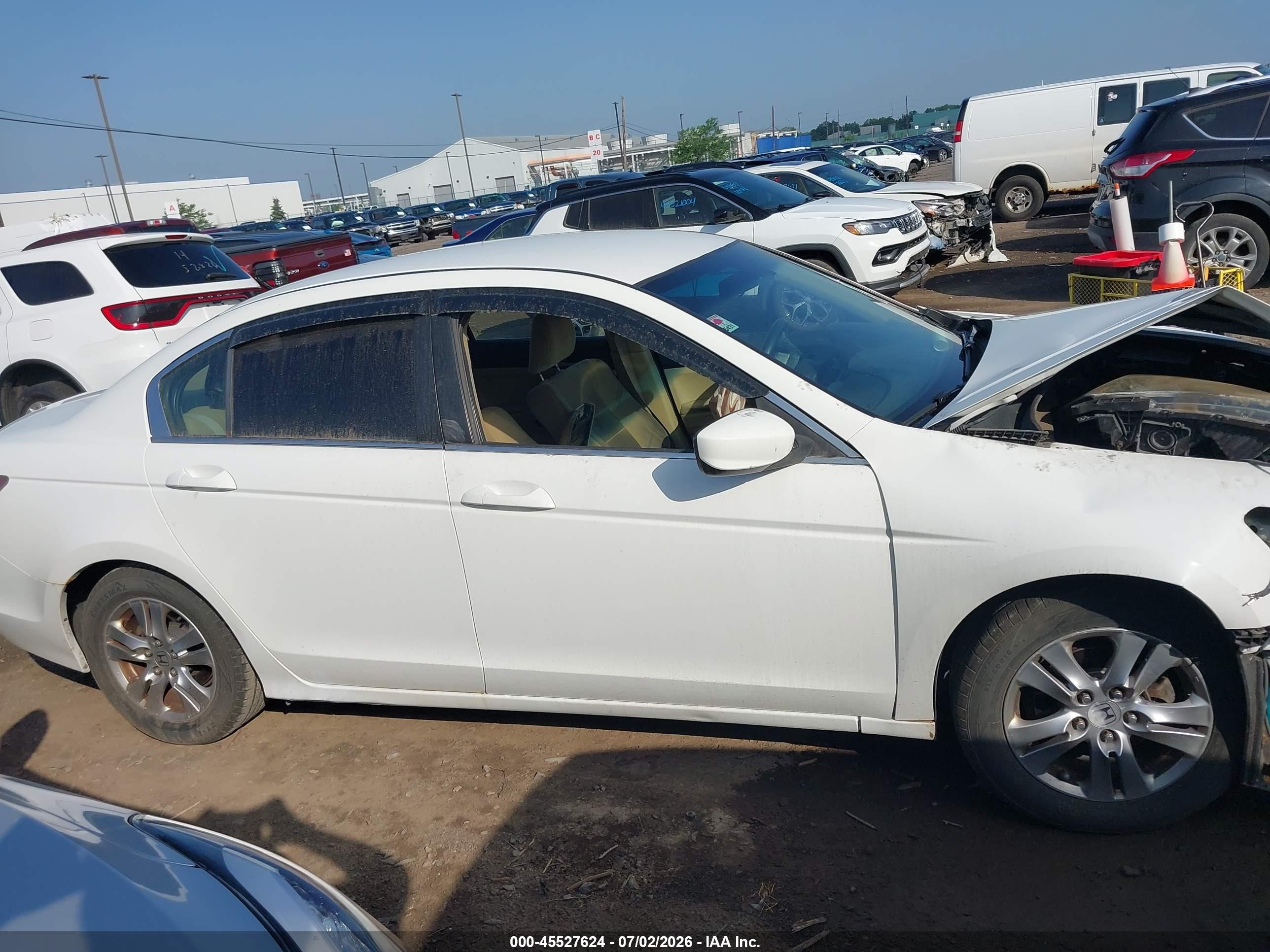 2011 Honda Accord 2.4 Lx-p Белый vin: 1HGCP2F46BA120530