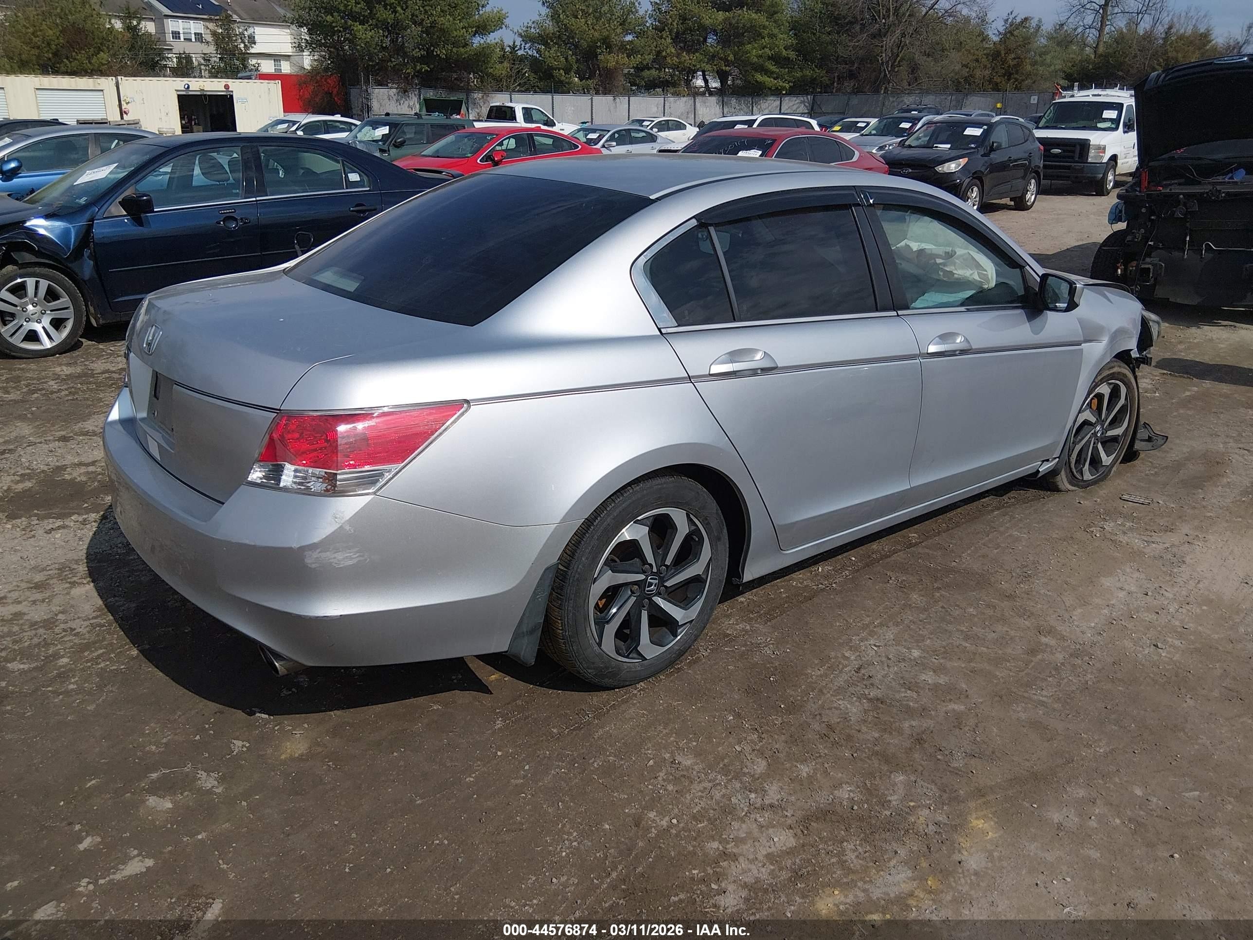 2010 Honda Accord 2.4 Lx-p Silver vin: 1HGCP2F47AA135245