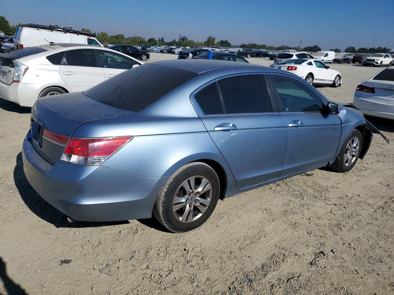 2011 Honda Accord Lxp Blue vin: 1HGCP2F47BA087070
