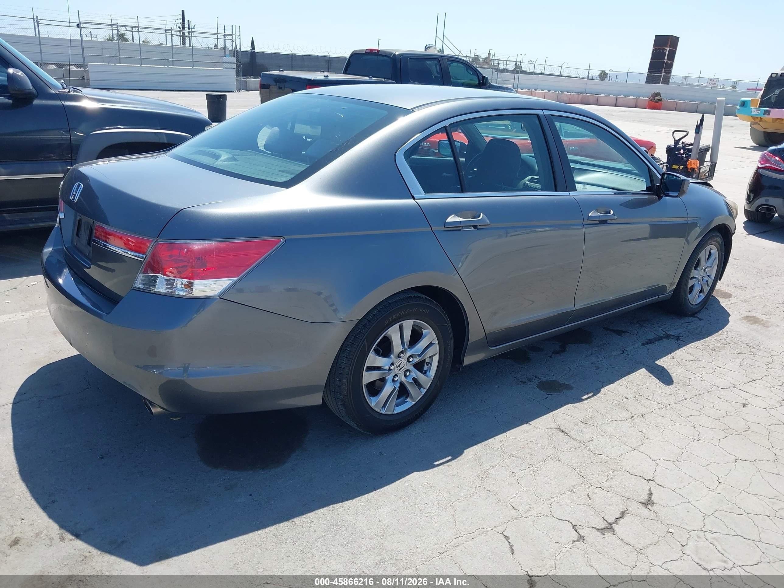 2011 Honda Accord 2.4 Lx-p Gray vin: 1HGCP2F47BA120200