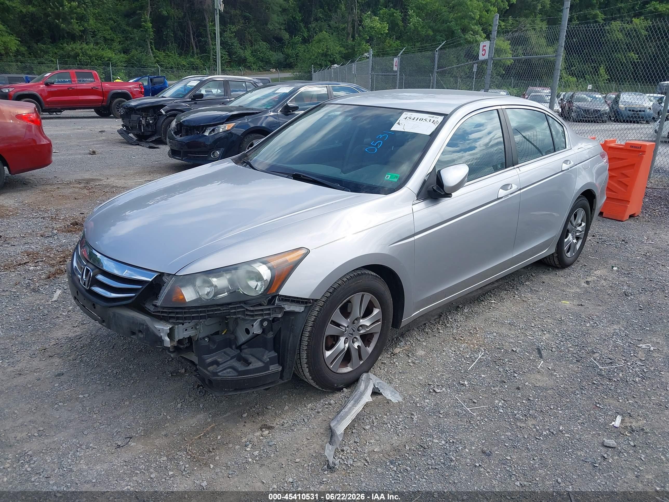 2012 Honda Accord 2.4 Lx-p Silver vin: 1HGCP2F47CA001449