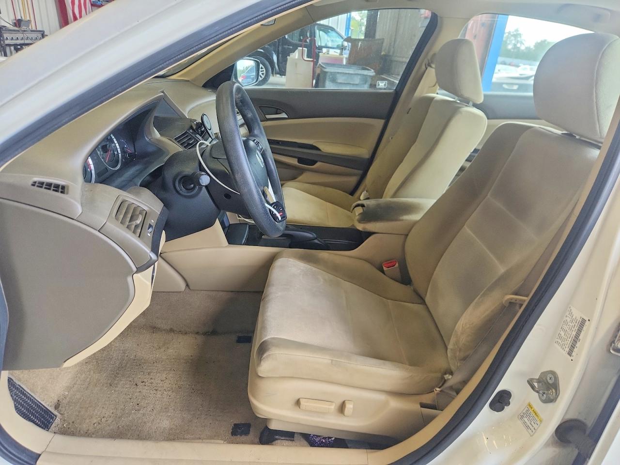 2010 Honda Accord Lxp White vin: 1HGCP2F48AA058112
