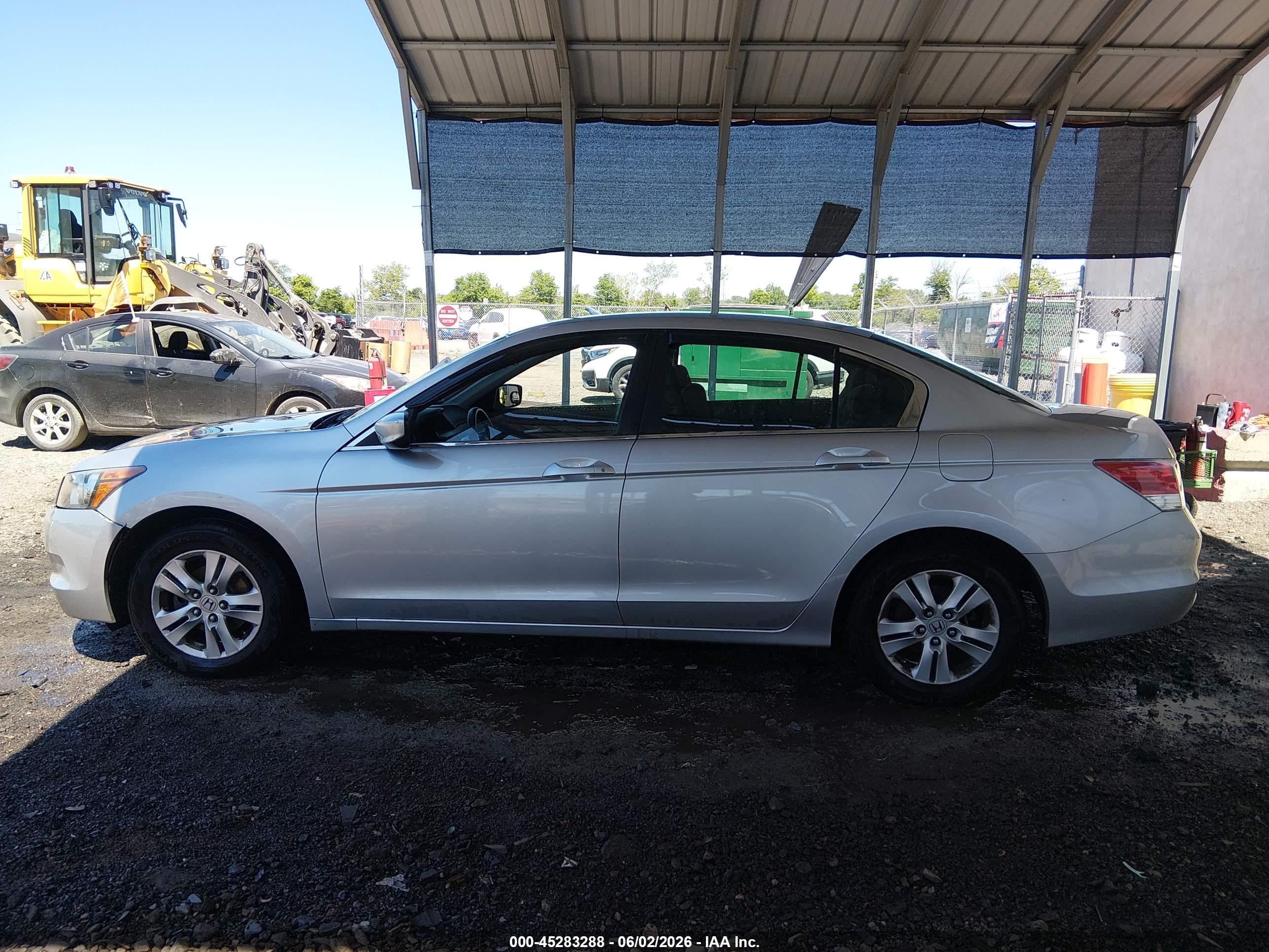 2010 Honda Accord 2.4 Lx-p Silver vin: 1HGCP2F48AA138025