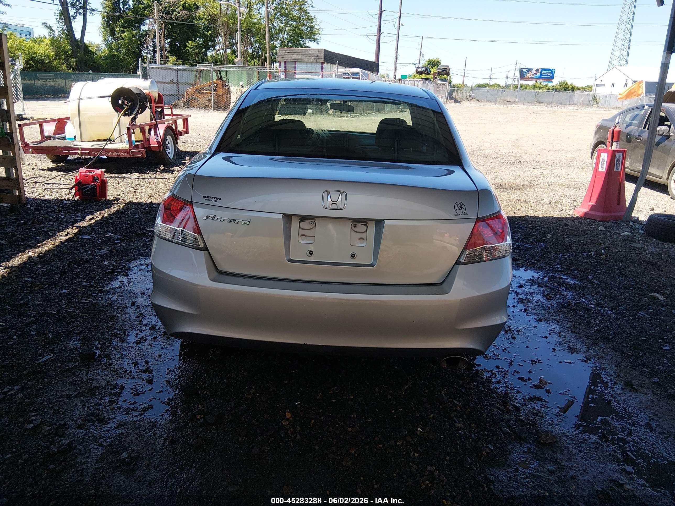 2010 Honda Accord 2.4 Lx-p Silver vin: 1HGCP2F48AA138025