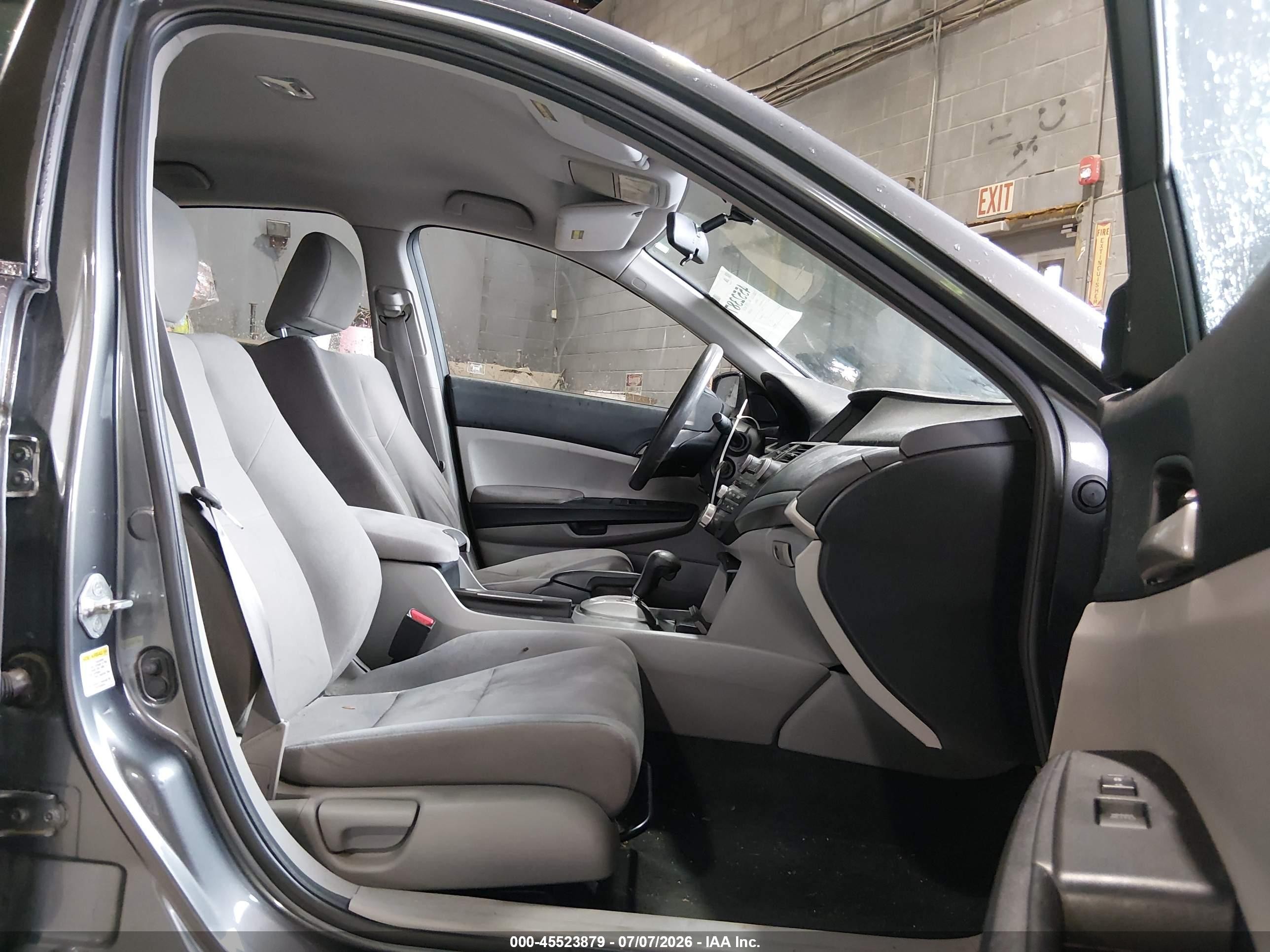 2011 Honda Accord 2.4 Lx-p Gray vin: 1HGCP2F48BA065014
