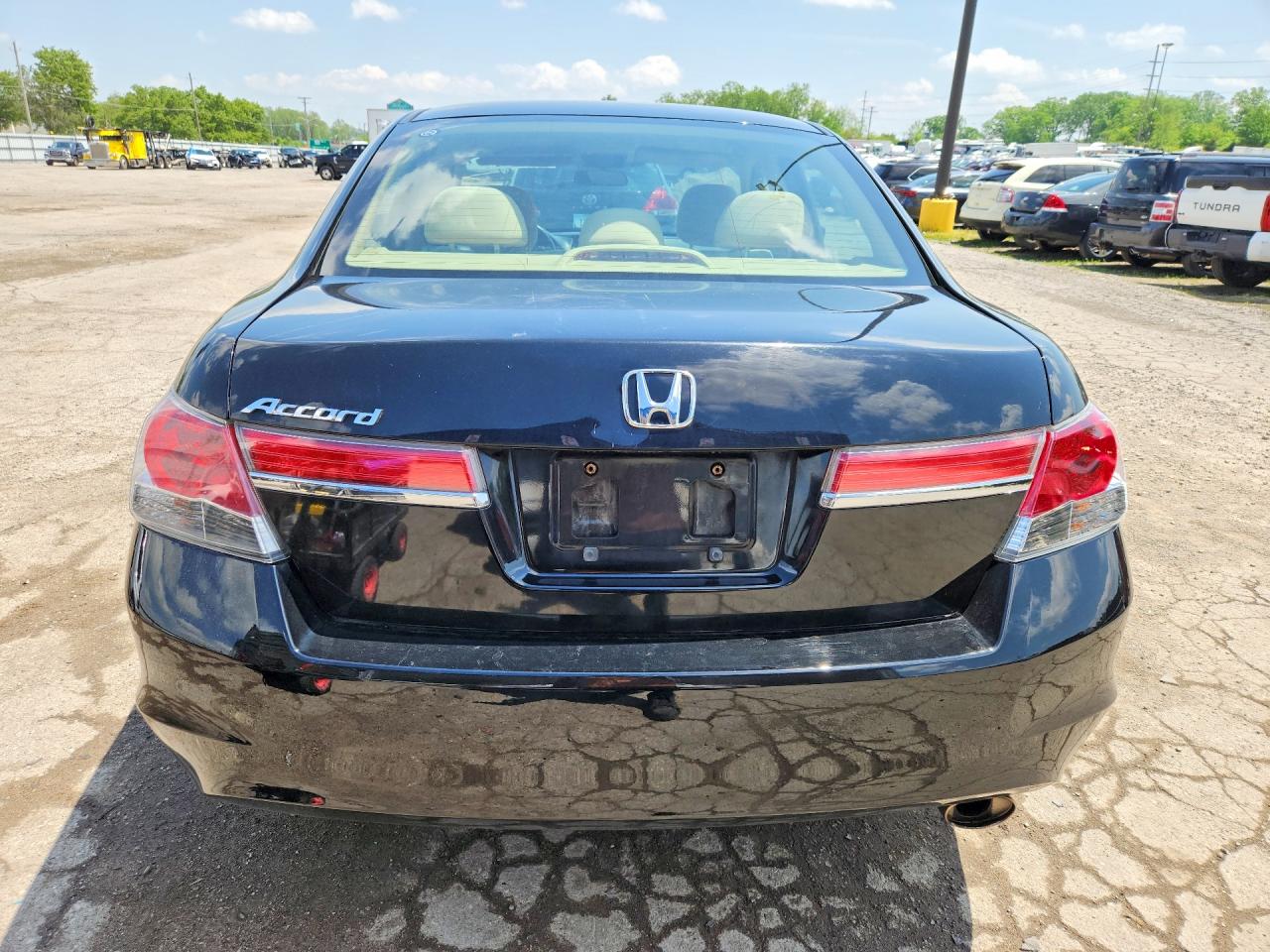 2011 Honda Accord Lxp Black vin: 1HGCP2F48BA114647