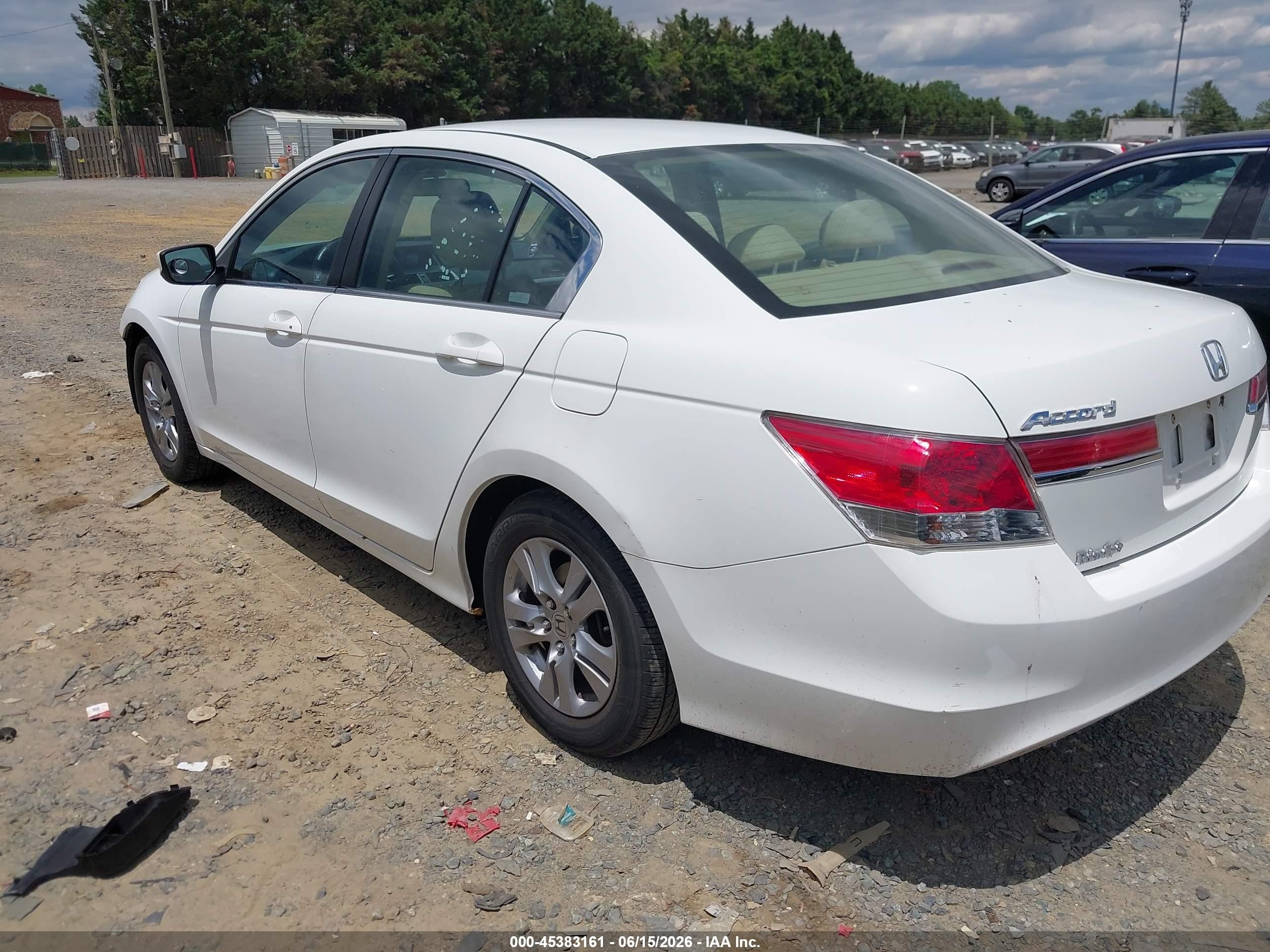 2012 Honda Accord 2.4 Lx-p White vin: 1HGCP2F48CA175336
