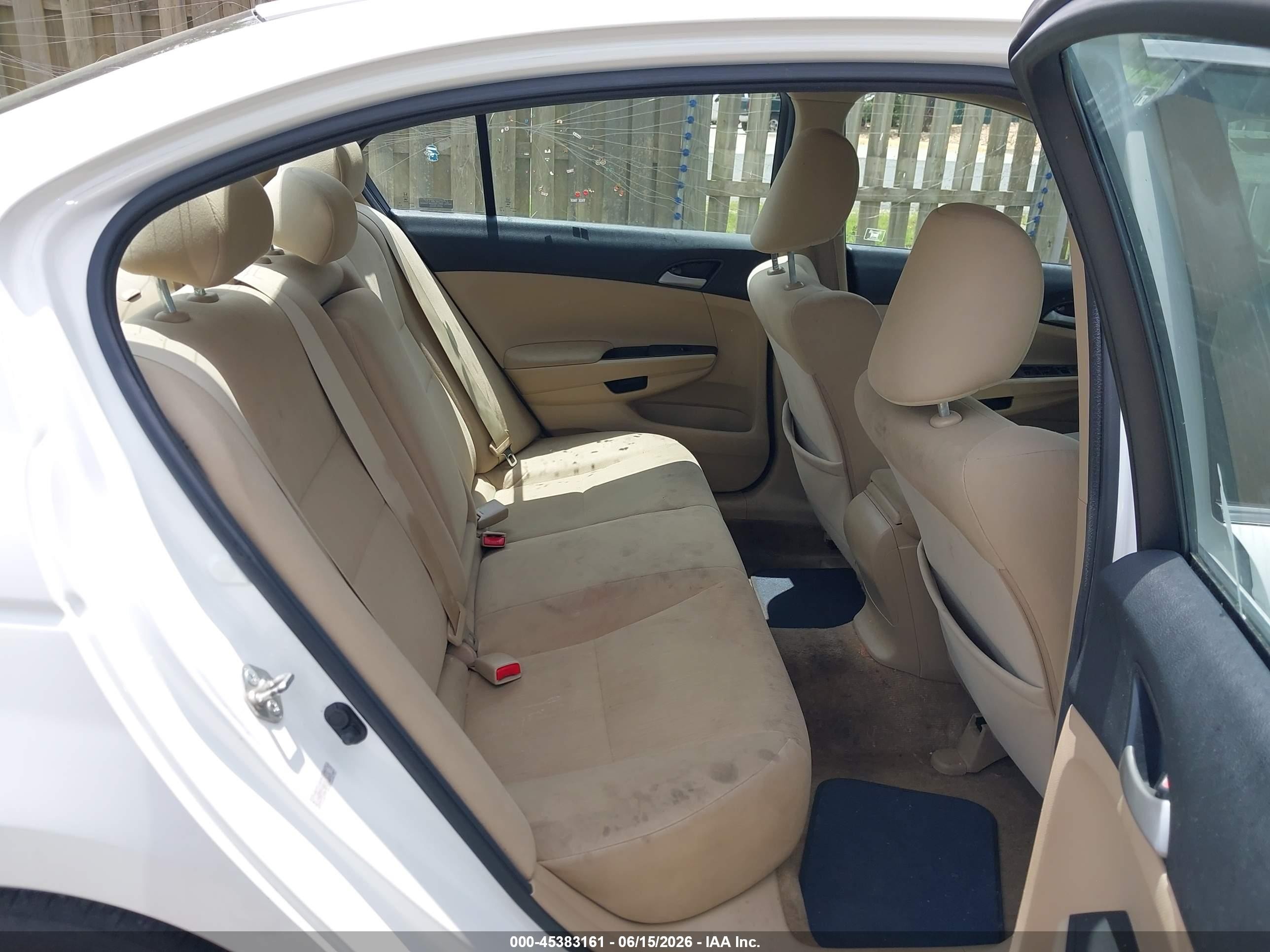 2012 Honda Accord 2.4 Lx-p White vin: 1HGCP2F48CA175336