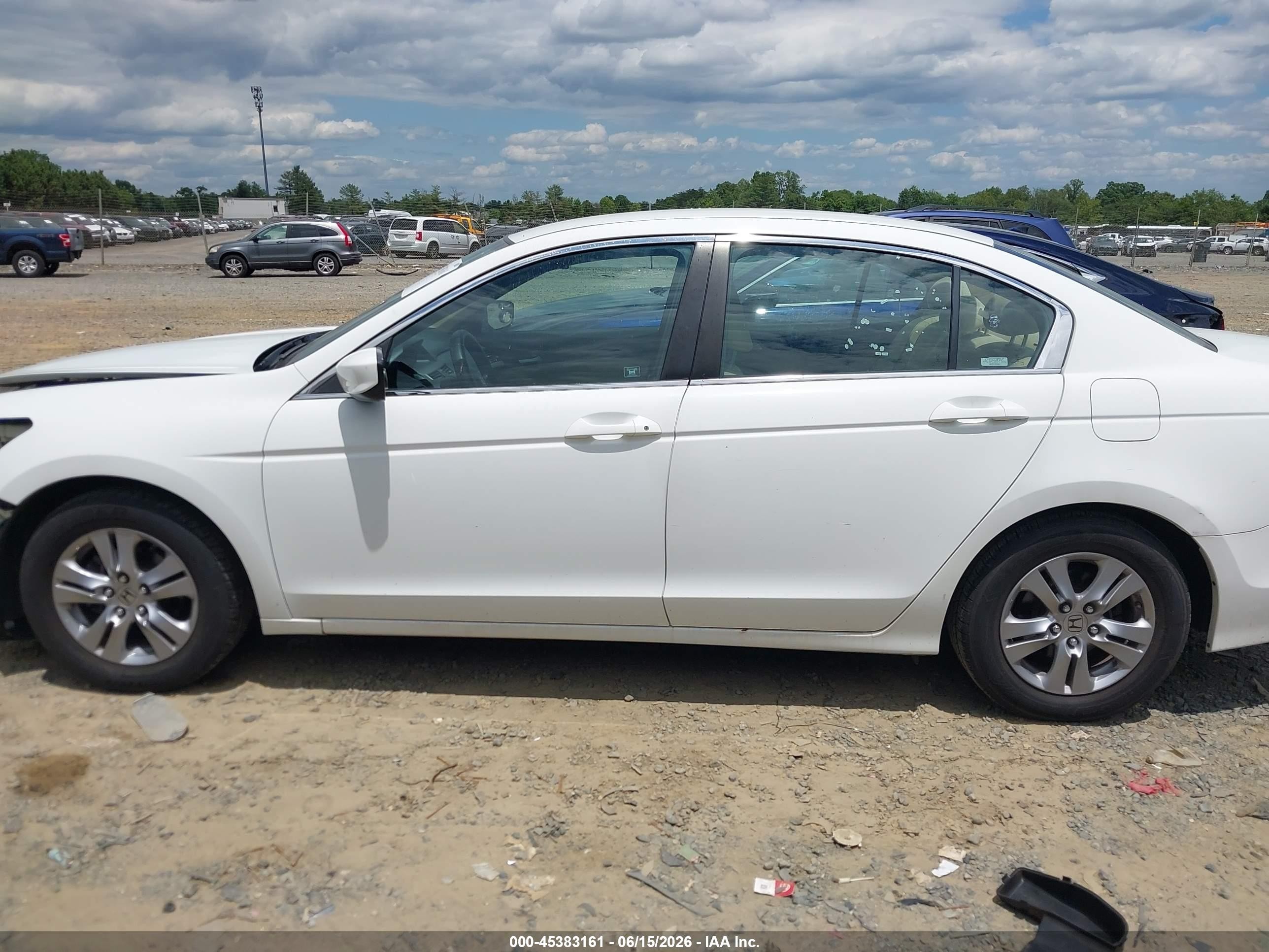 2012 Honda Accord 2.4 Lx-p White vin: 1HGCP2F48CA175336