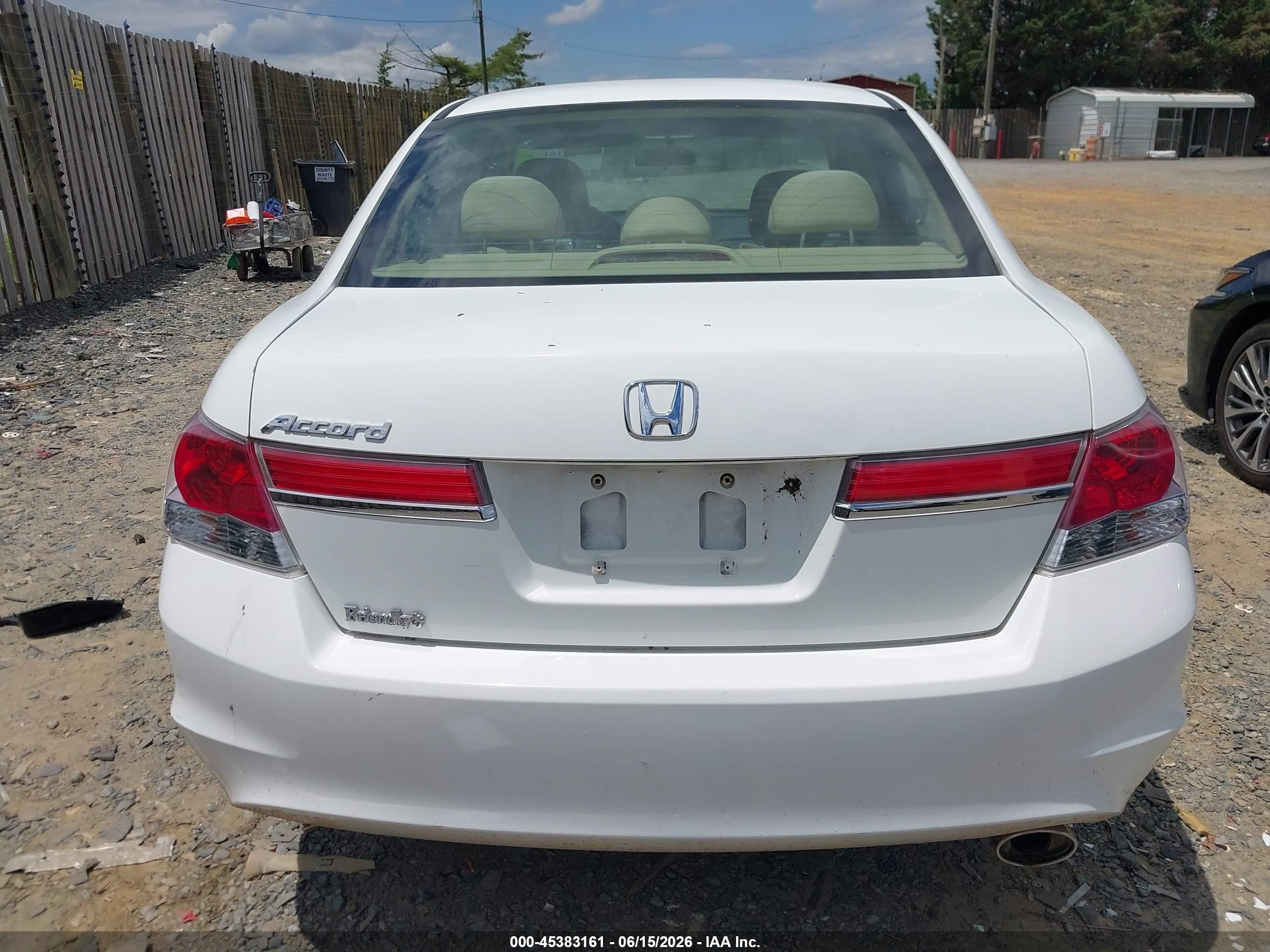 2012 Honda Accord 2.4 Lx-p White vin: 1HGCP2F48CA175336