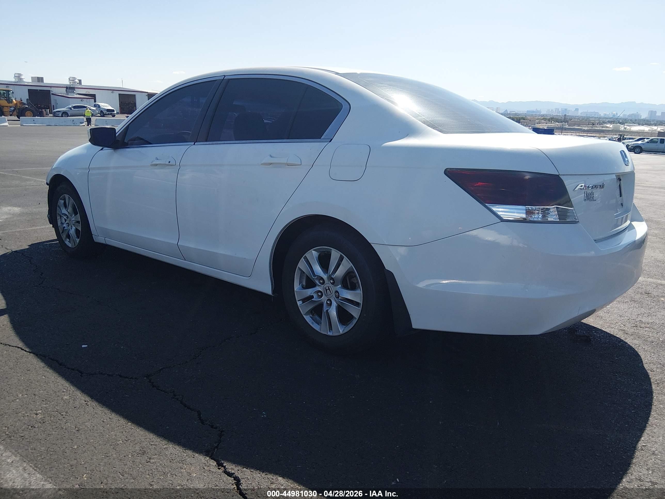 2010 Honda Accord 2.4 Lx-p White vin: 1HGCP2F49AA021408
