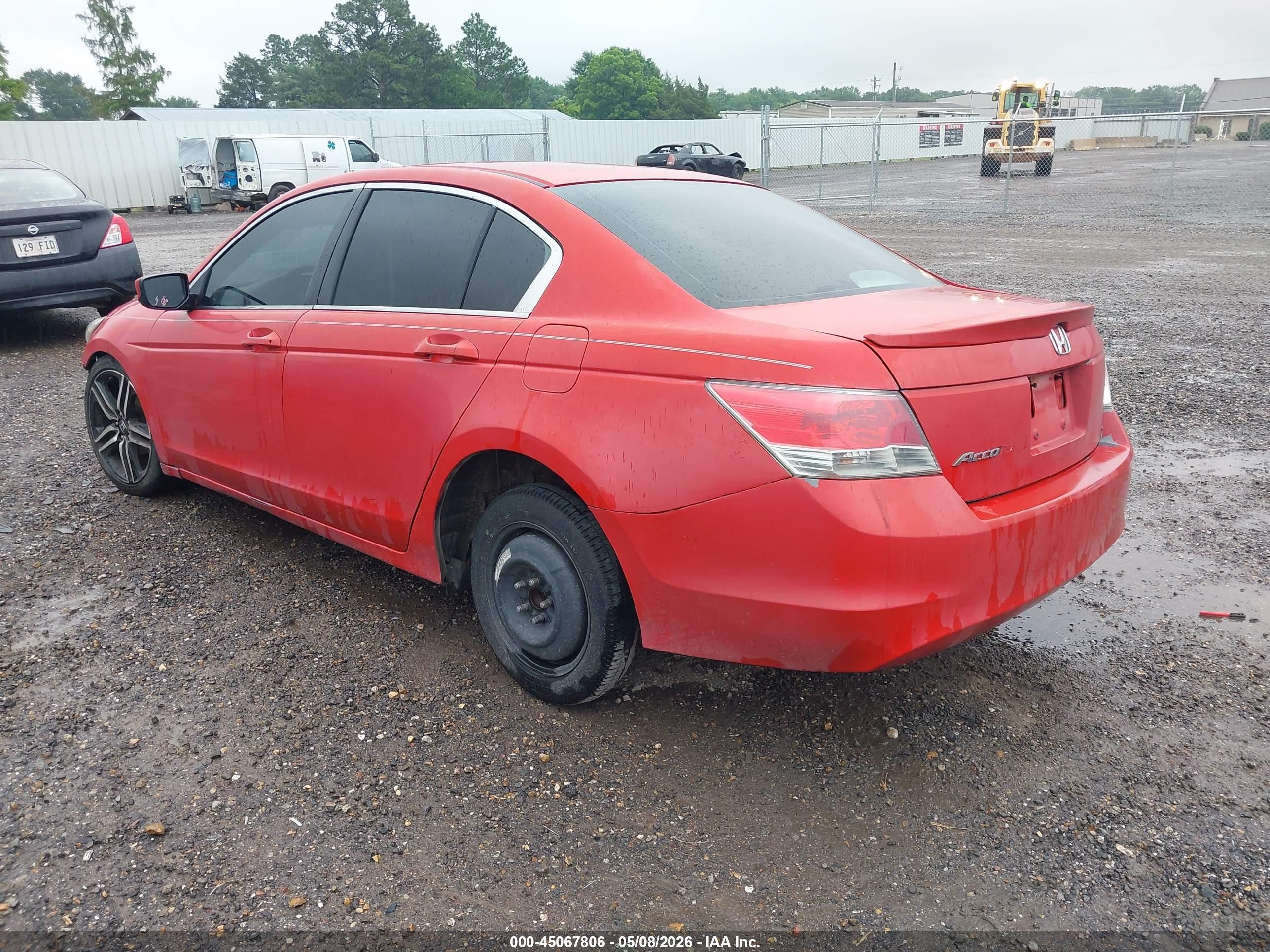 2010 Honda Accord 2.4 Lx-p Red vin: 1HGCP2F49AA053694