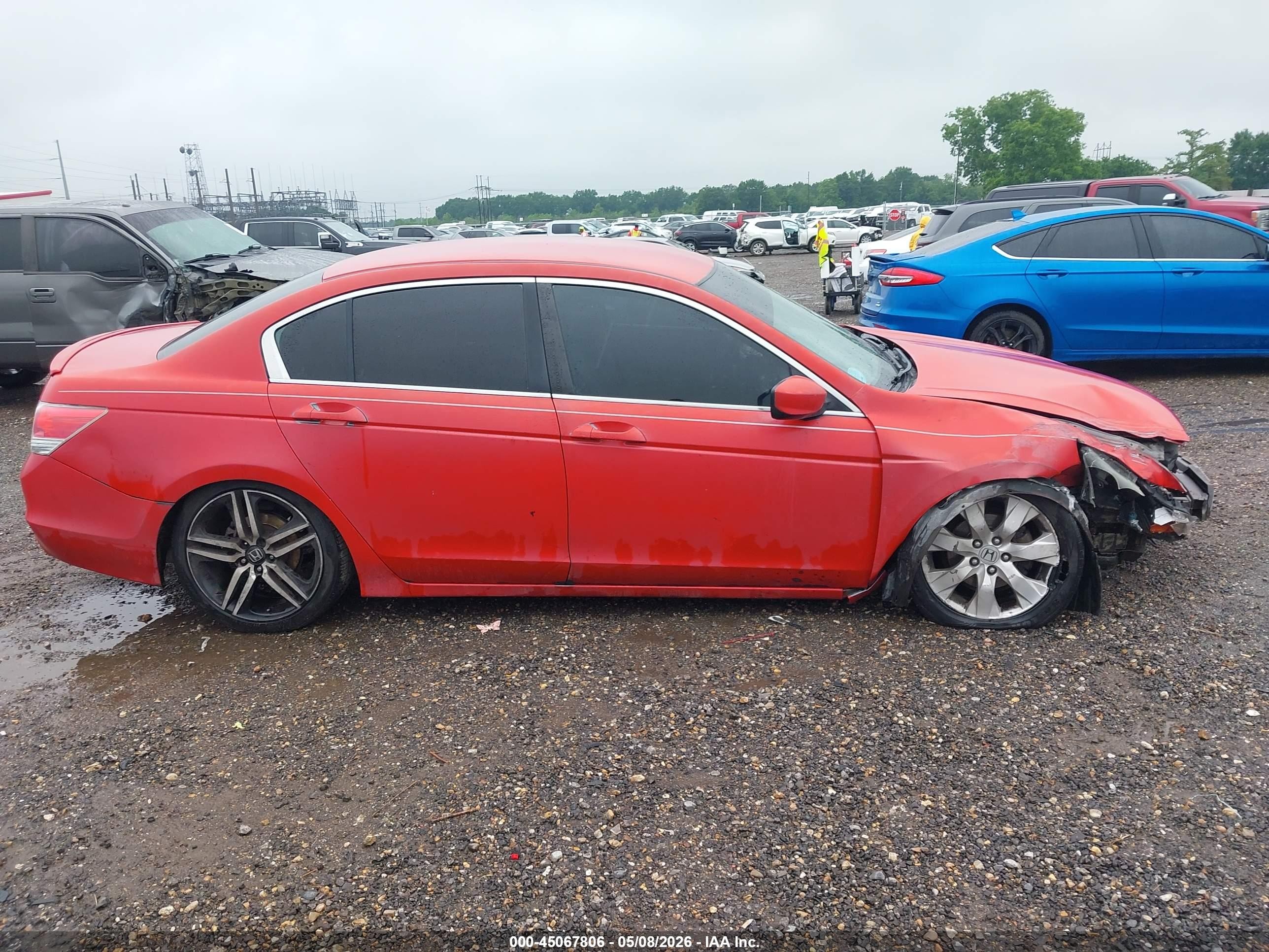 2010 Honda Accord 2.4 Lx-p Red vin: 1HGCP2F49AA053694