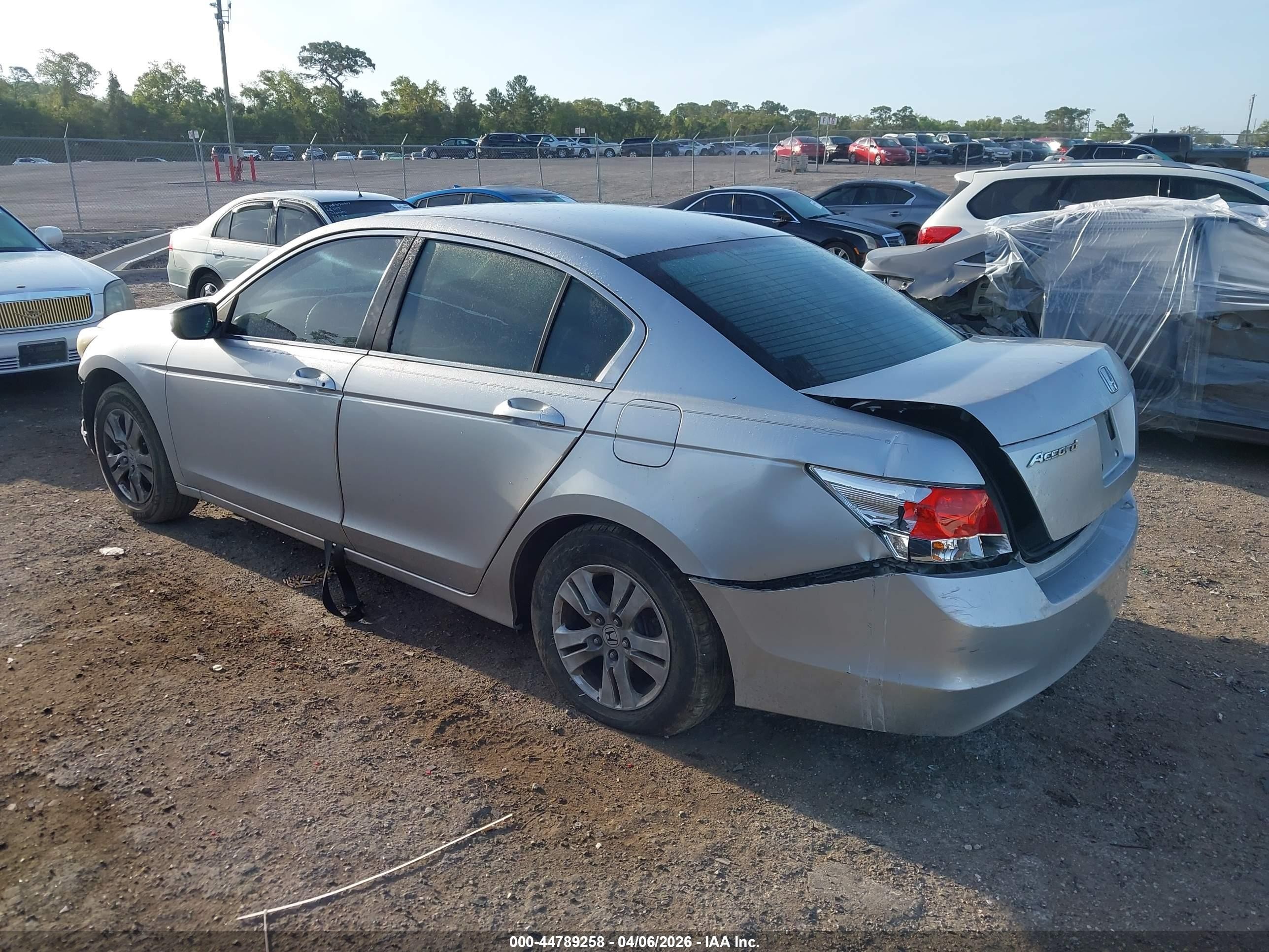 2010 Honda Accord 2.4 Lx-p Silver vin: 1HGCP2F49AA124151