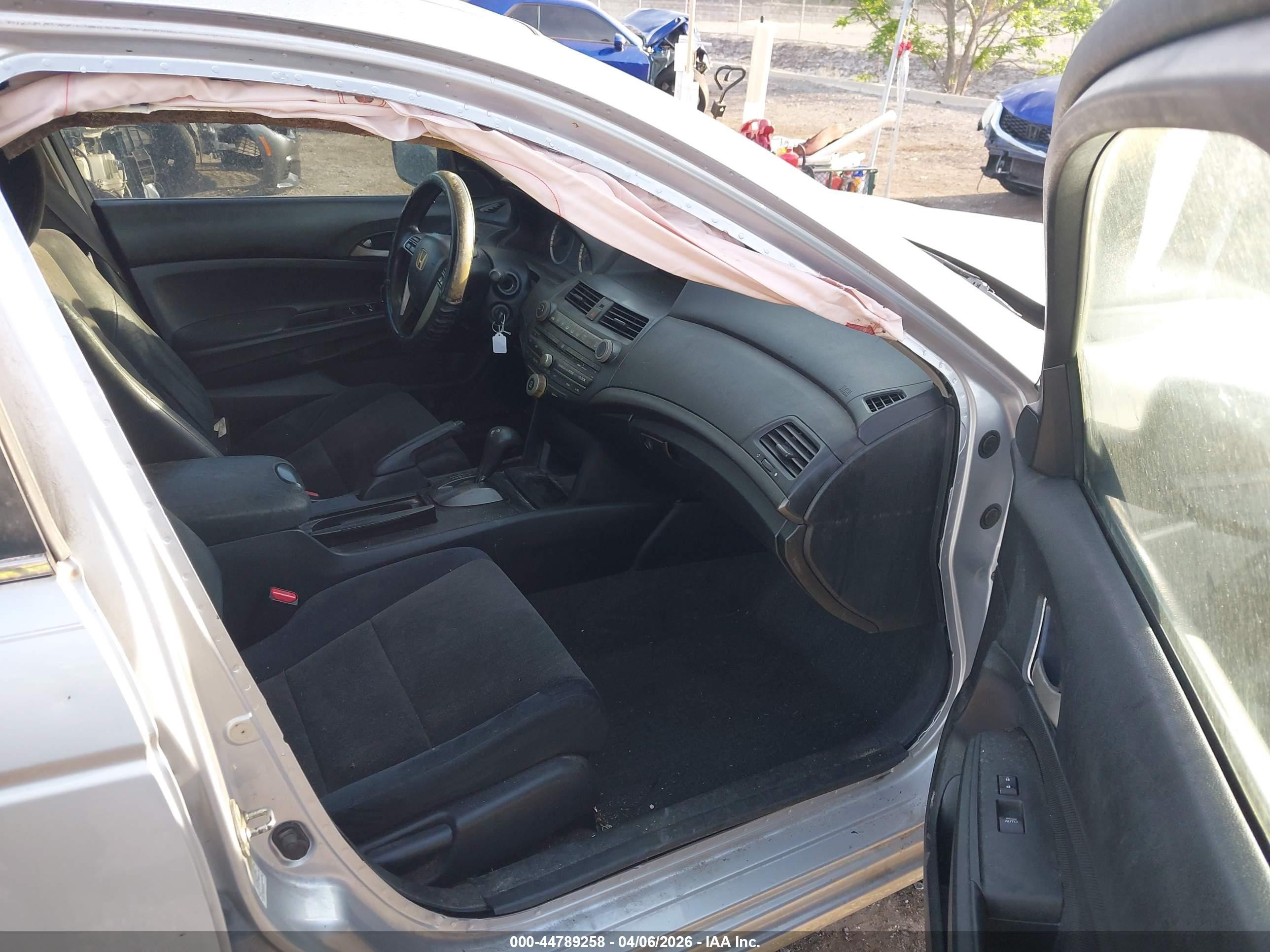 2010 Honda Accord 2.4 Lx-p Silver vin: 1HGCP2F49AA124151