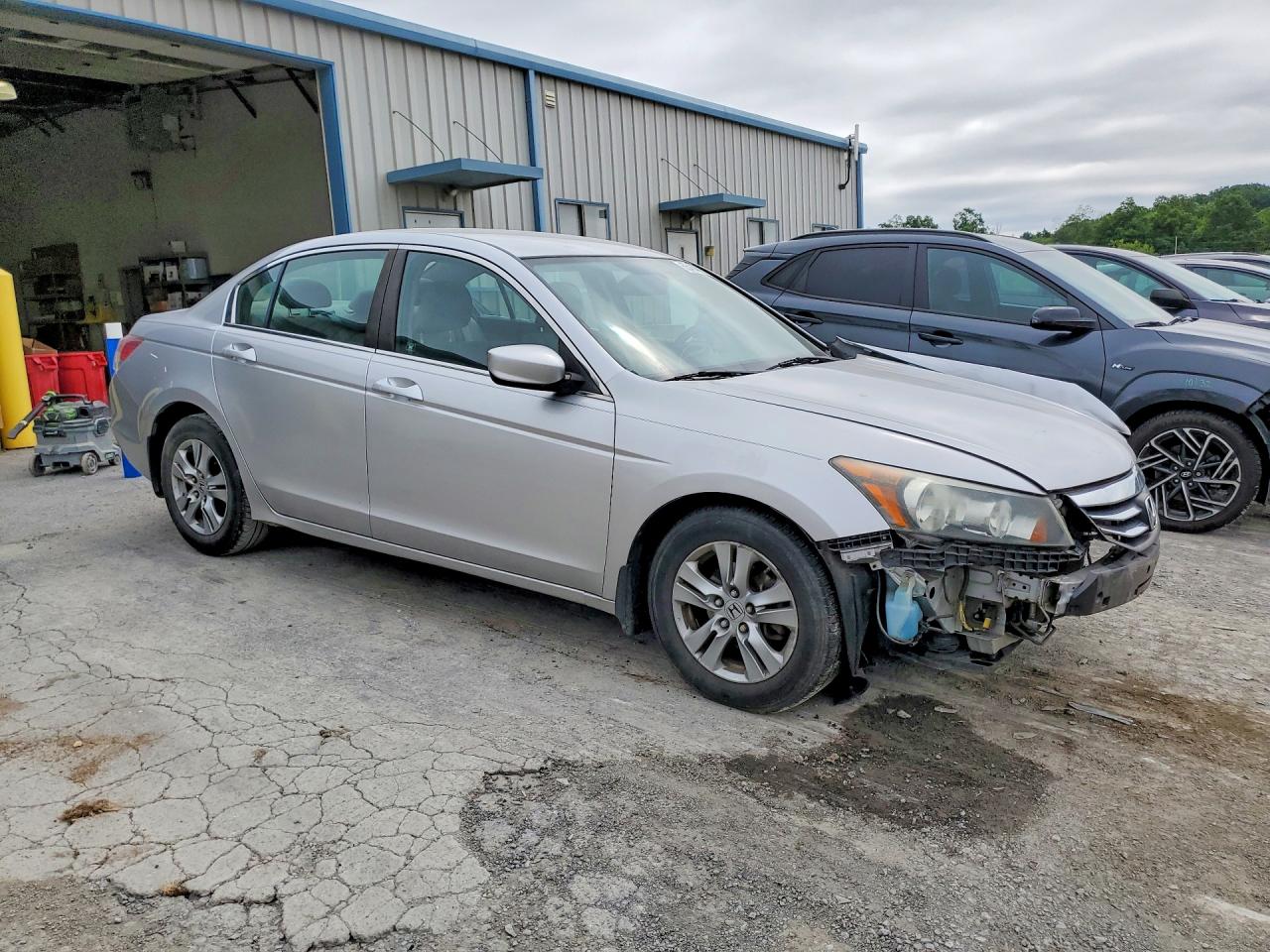 2011 Honda Accord Lxp Silver vin: 1HGCP2F49BA059268