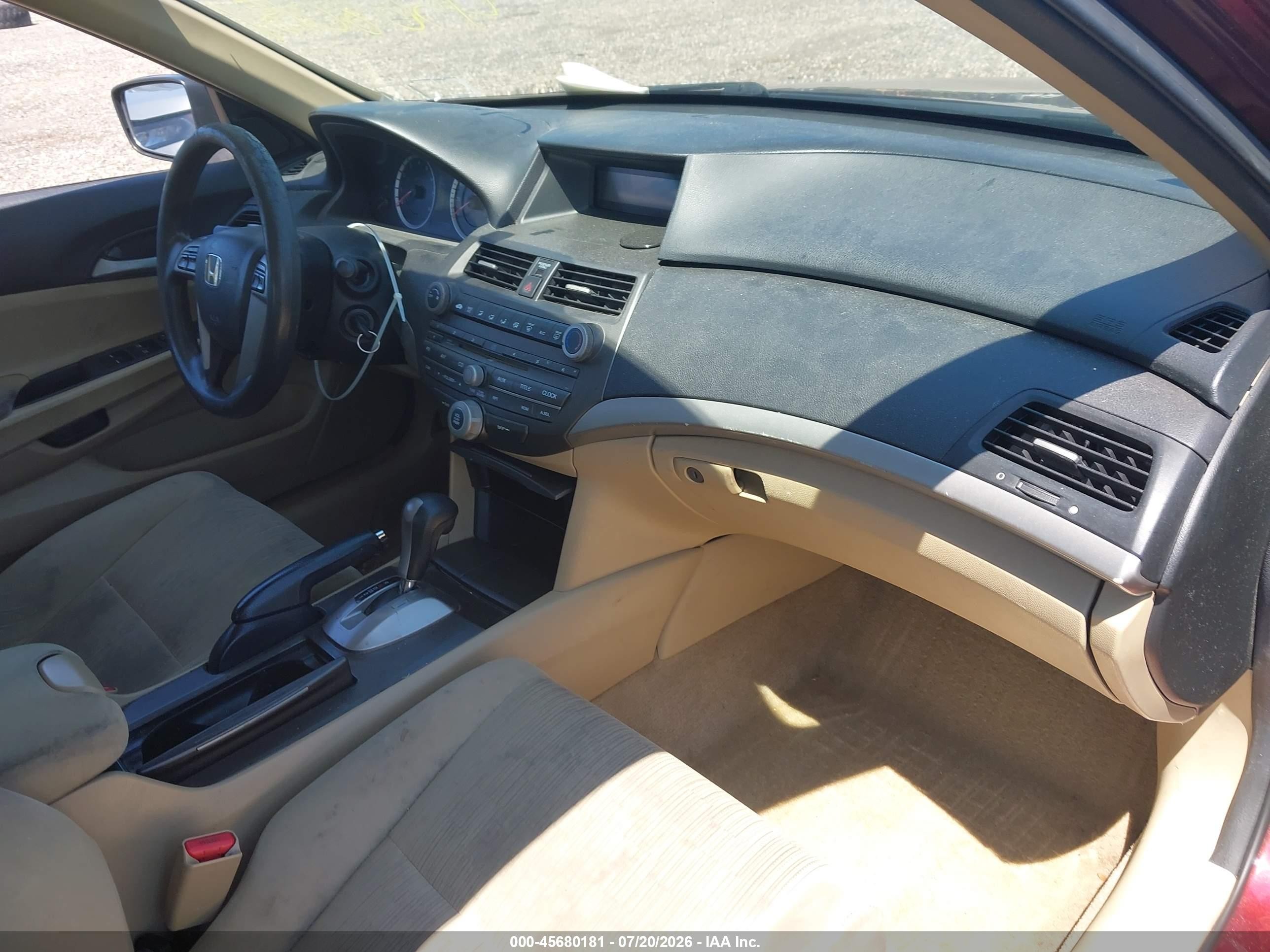 2011 Honda Accord 2.4 Lx-p Red vin: 1HGCP2F49BA099365