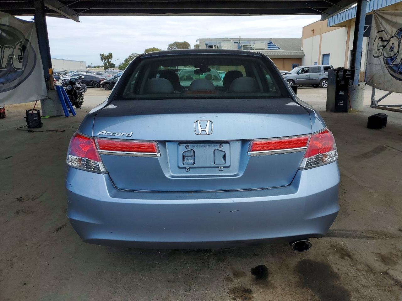 2011 Honda Accord Lxp Silver vin: 1HGCP2F49BA152310