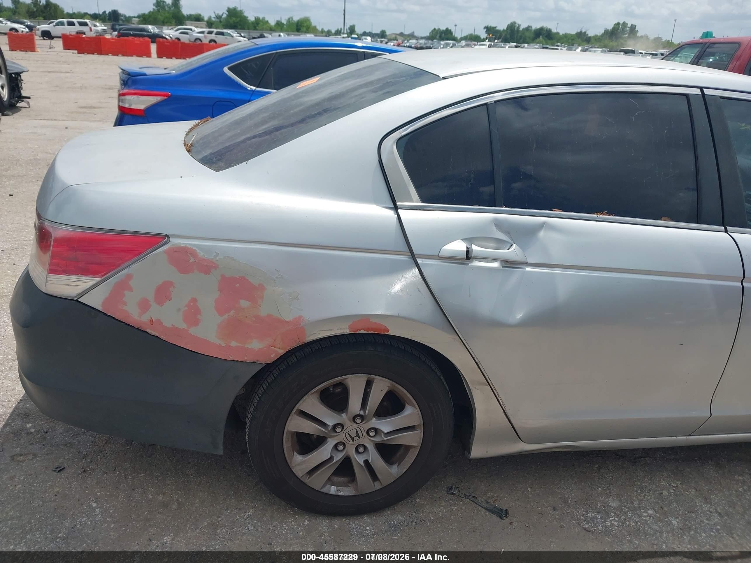 2012 Honda Accord 2.4 Lx-p Silver vin: 1HGCP2F49CA201782