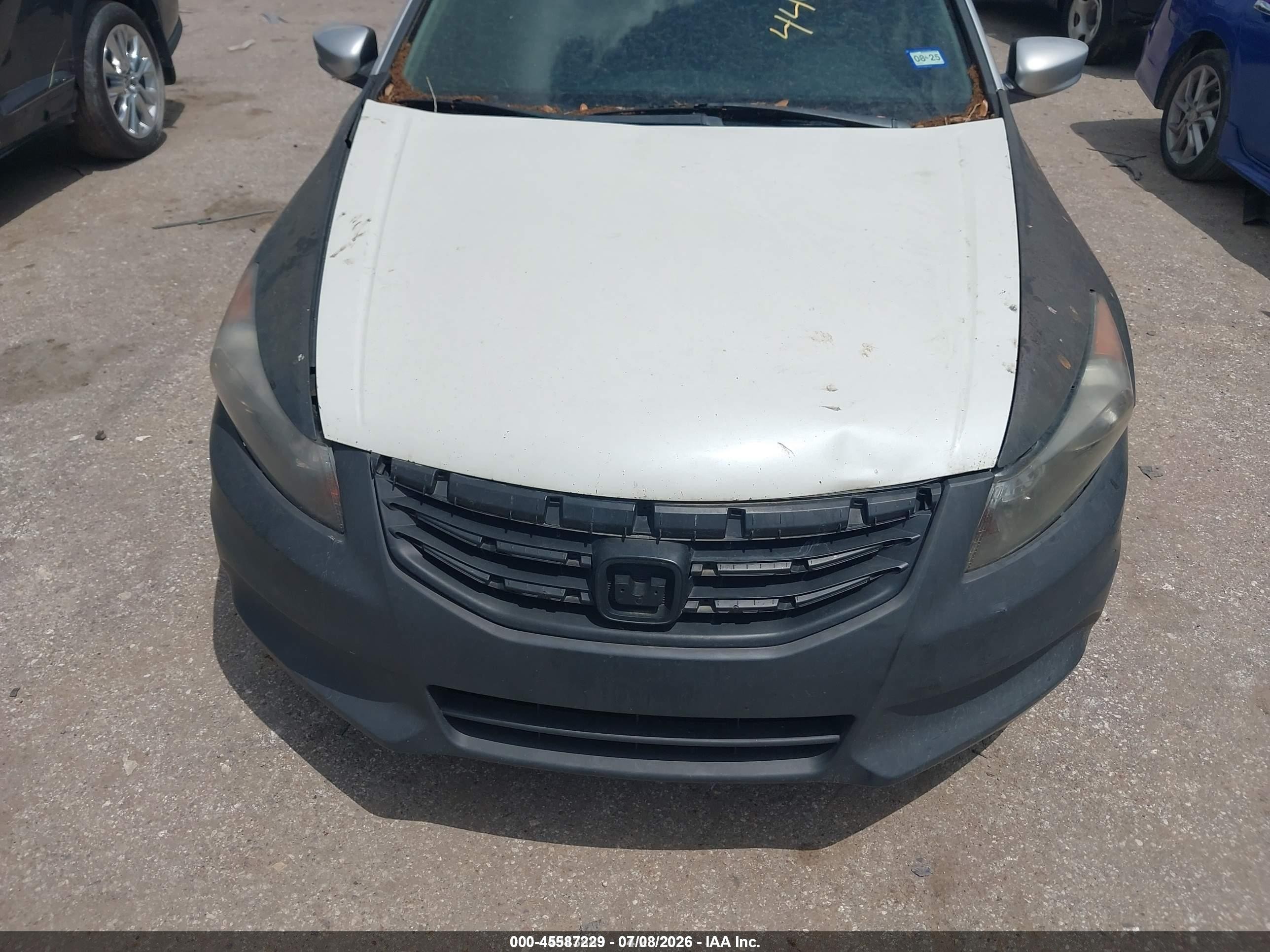 2012 Honda Accord 2.4 Lx-p Silver vin: 1HGCP2F49CA201782